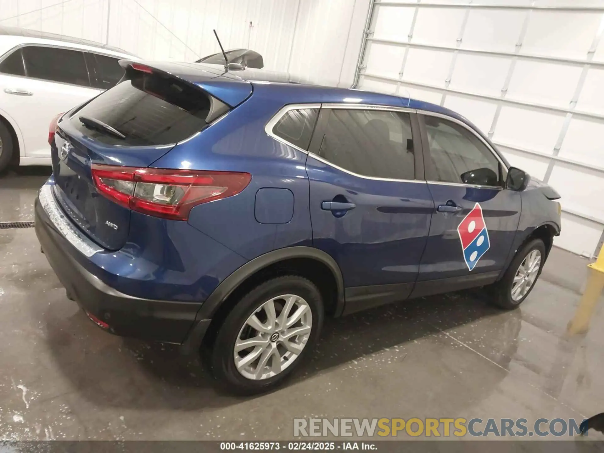 14 Фотография поврежденного автомобиля JN1BJ1CW8LW382312 NISSAN ROGUE SPORT 2020