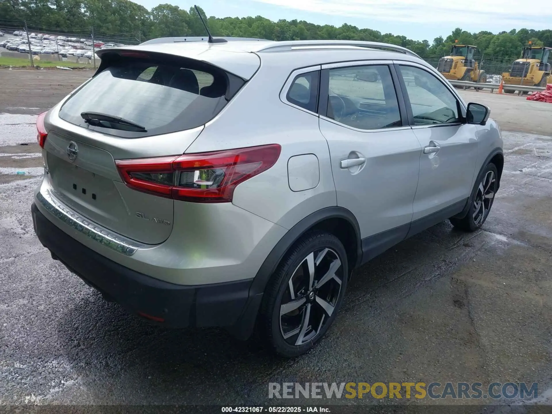 4 Фотография поврежденного автомобиля JN1BJ1CW8LW388191 NISSAN ROGUE SPORT 2020