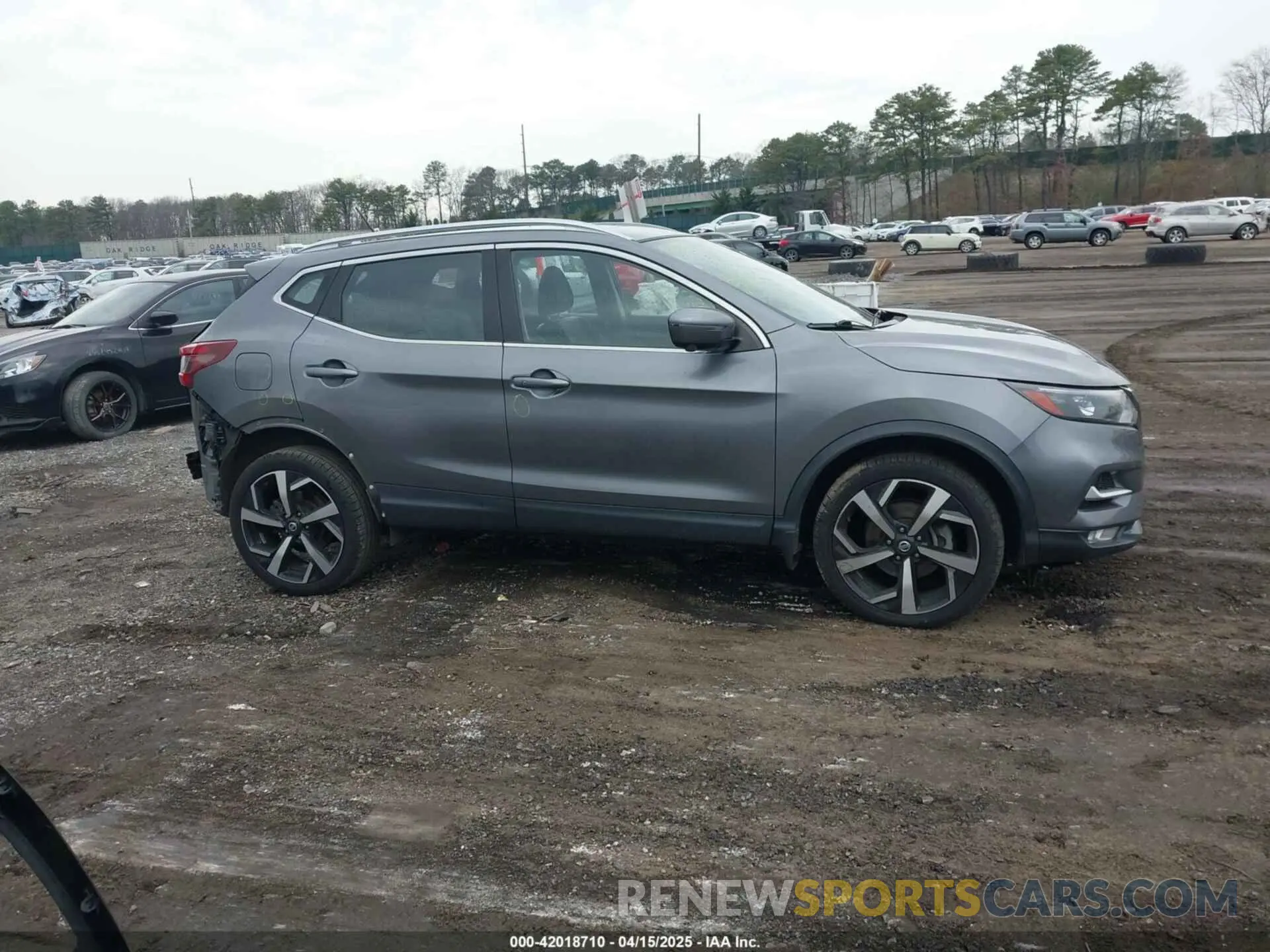 13 Photograph of a damaged car JN1BJ1CW9LW387356 NISSAN ROGUE SPORT 2020