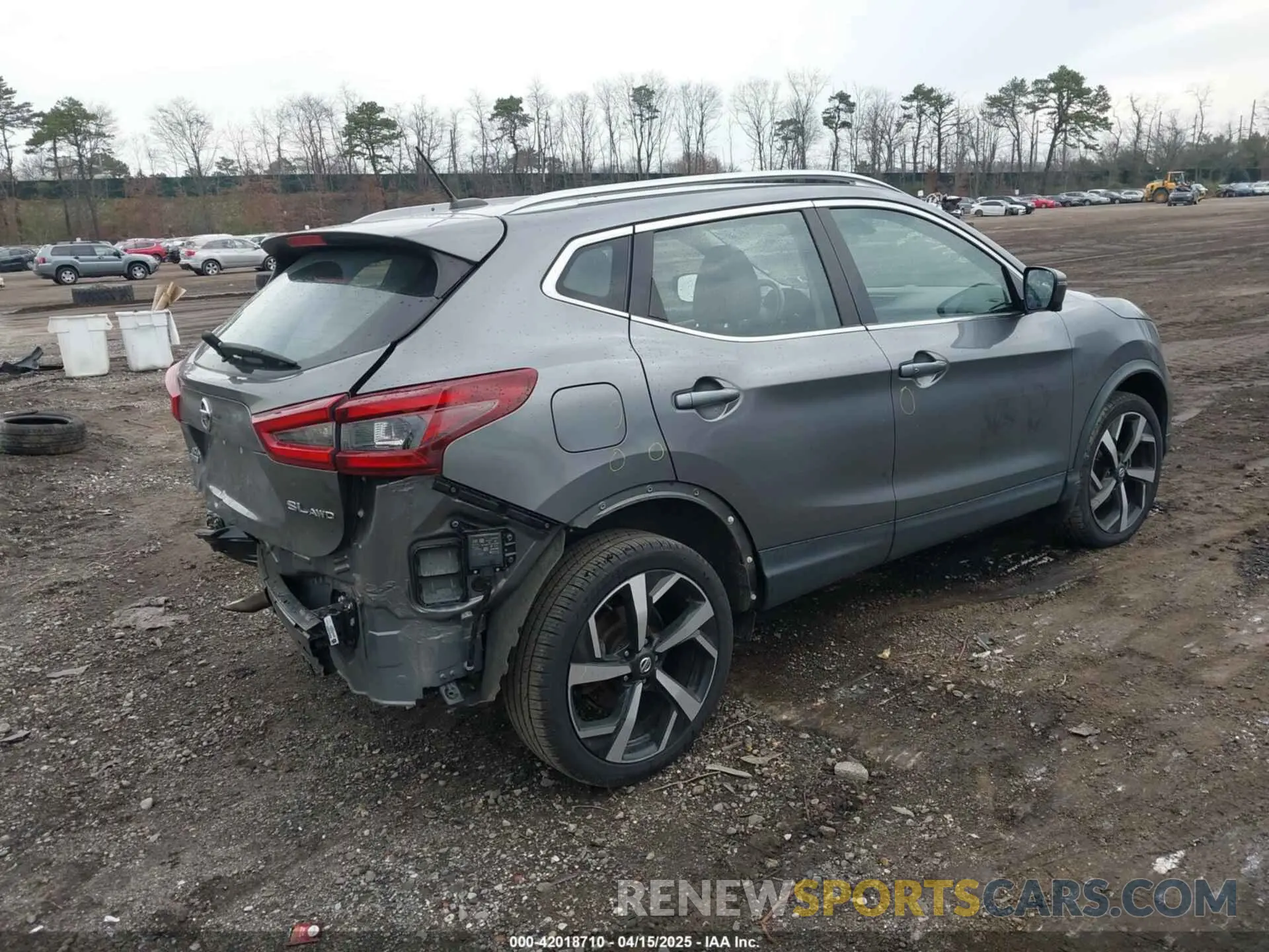 4 Photograph of a damaged car JN1BJ1CW9LW387356 NISSAN ROGUE SPORT 2020