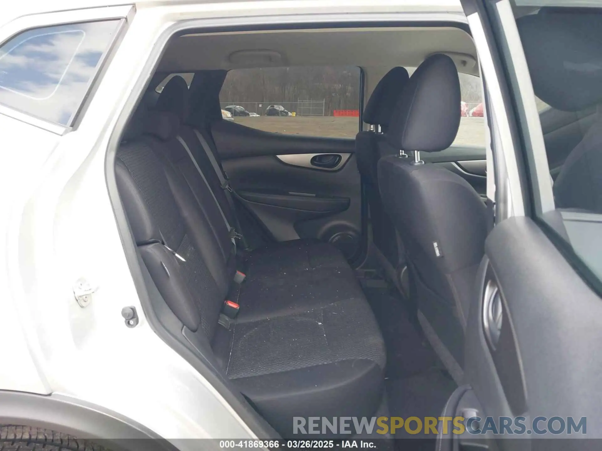 8 Photograph of a damaged car JN1BJ1CW9LW642099 NISSAN ROGUE SPORT 2020