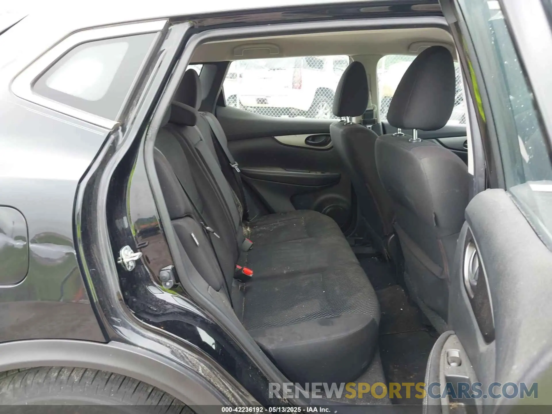 8 Photograph of a damaged car JN1BJ1CW9LW647335 NISSAN ROGUE SPORT 2020