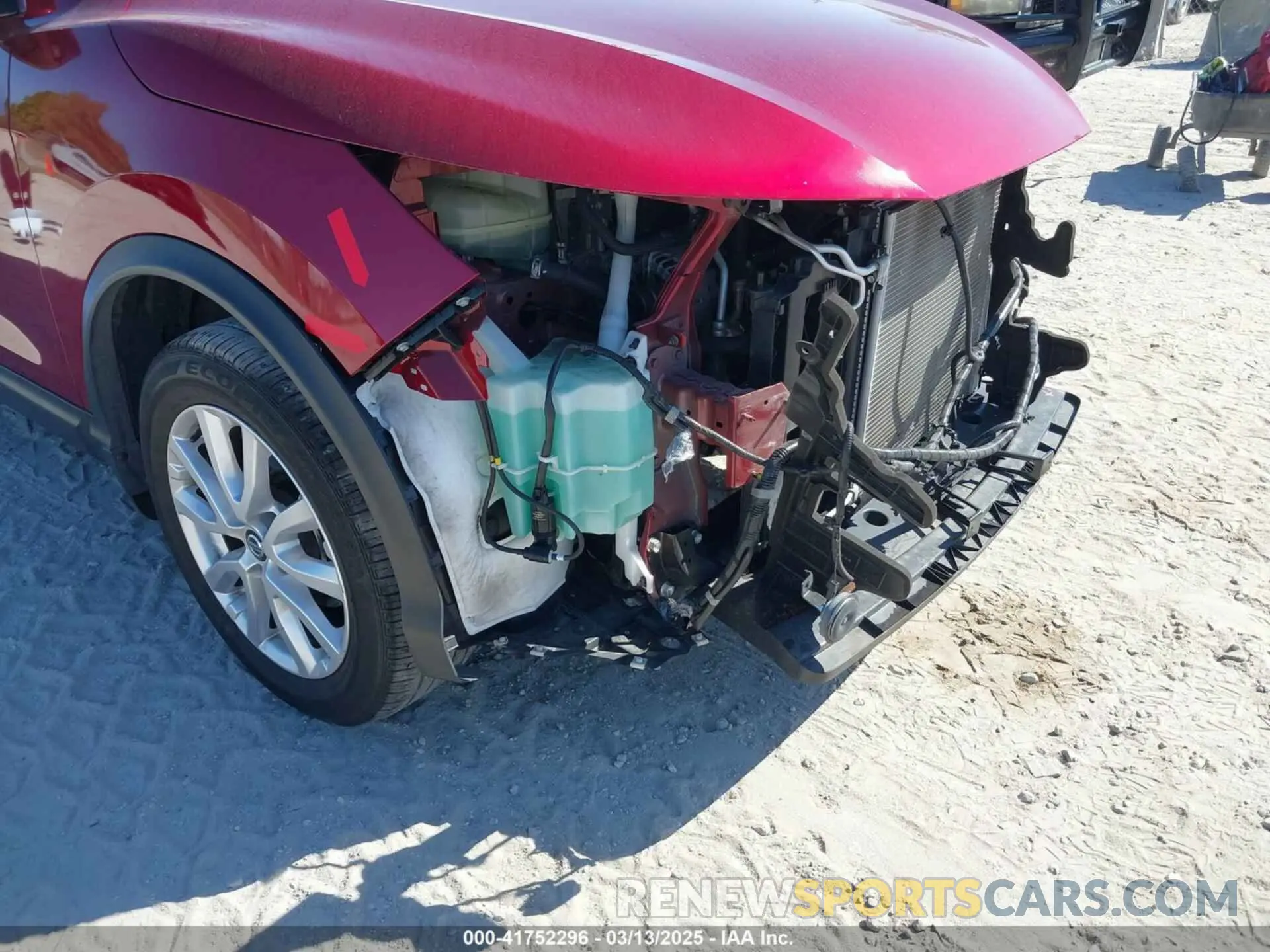 18 Photograph of a damaged car JN1BJ1AV8MW311641 NISSAN ROGUE SPORT 2021