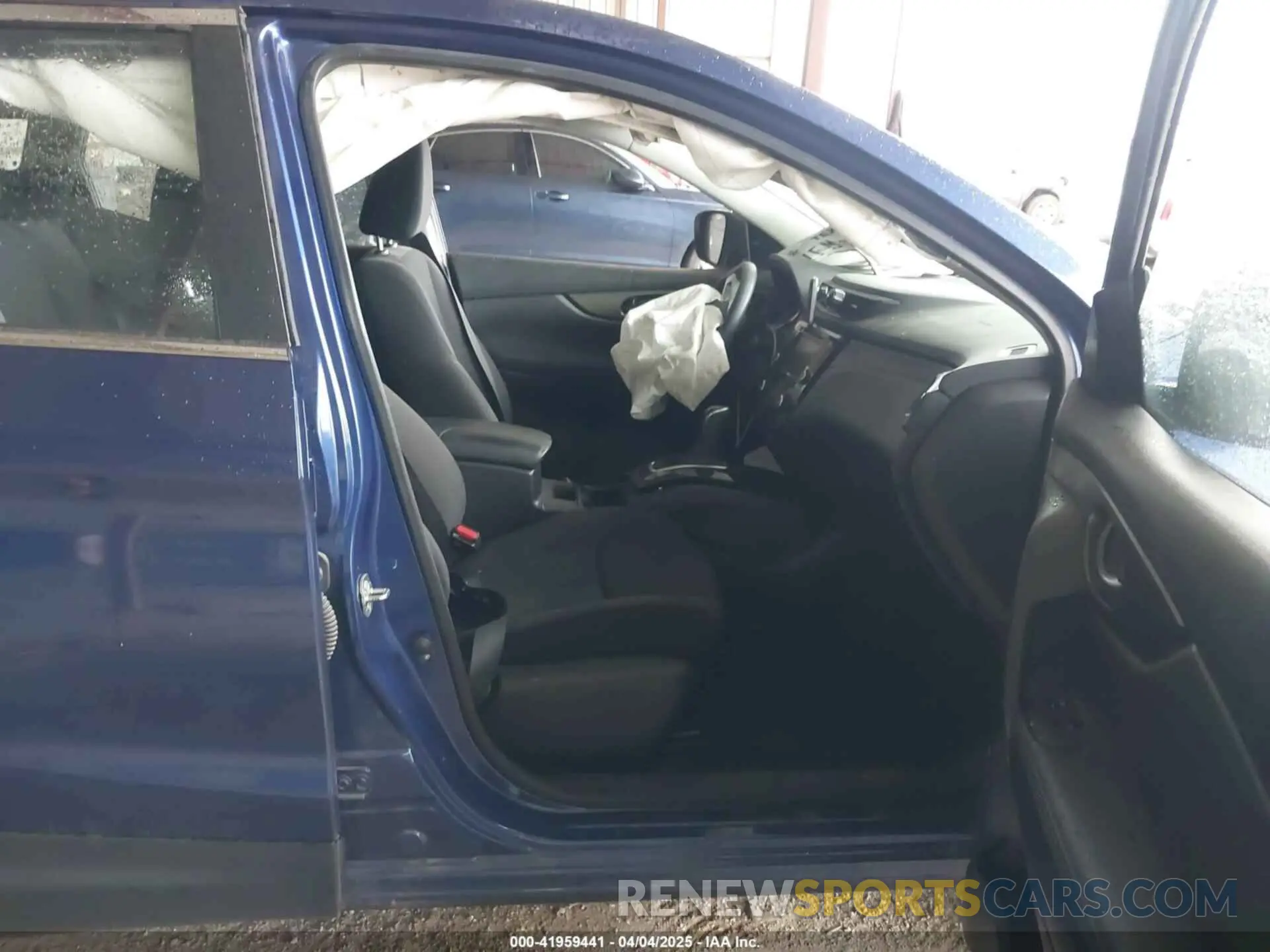 5 Photograph of a damaged car JN1BJ1AV9MW301717 NISSAN ROGUE SPORT 2021