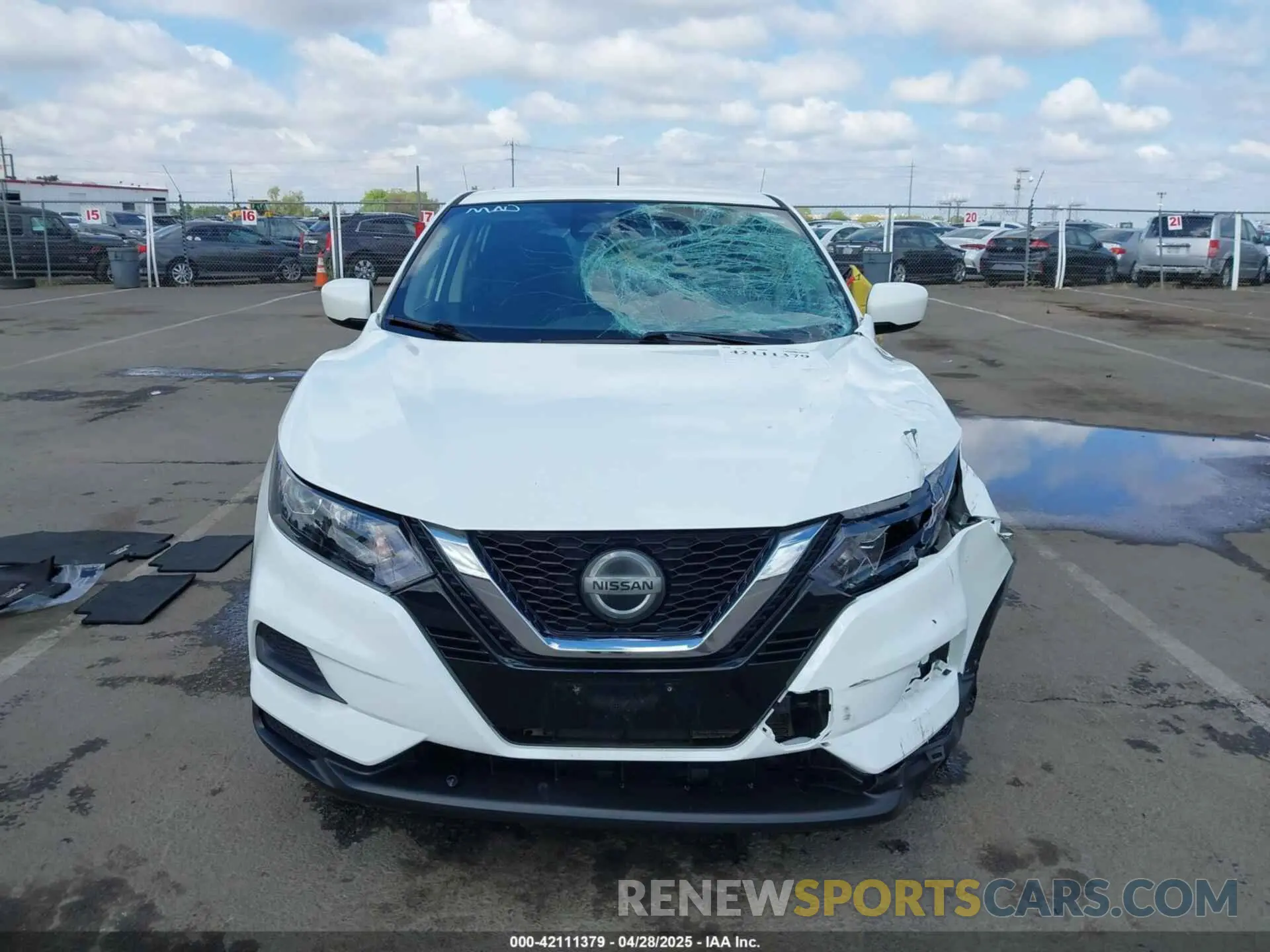 12 Photograph of a damaged car JN1BJ1AW2MW425613 NISSAN ROGUE SPORT 2021