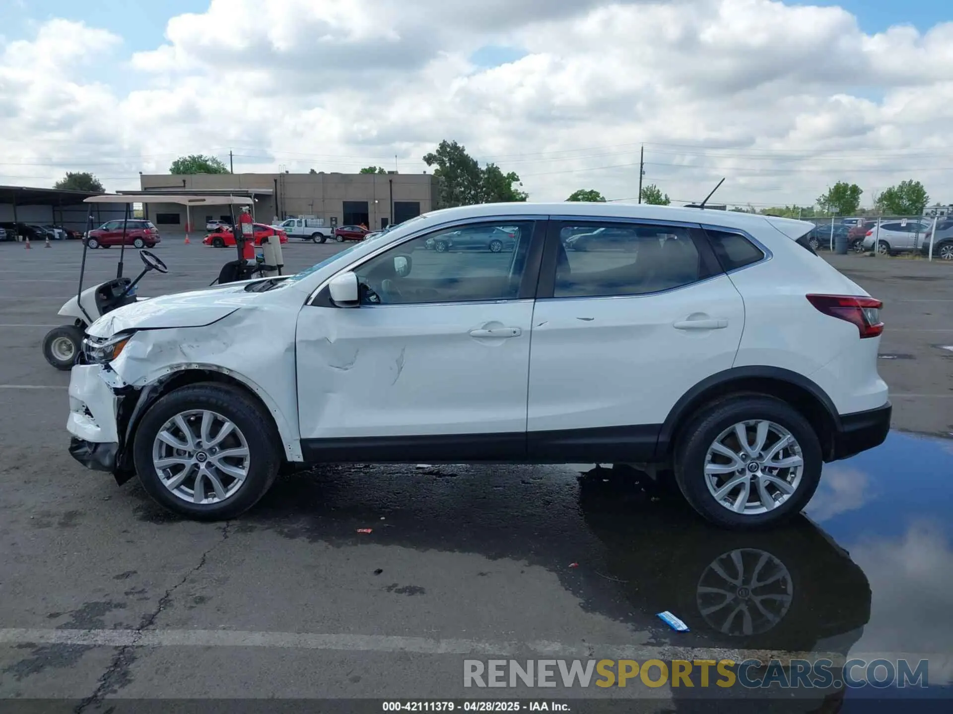 14 Photograph of a damaged car JN1BJ1AW2MW425613 NISSAN ROGUE SPORT 2021