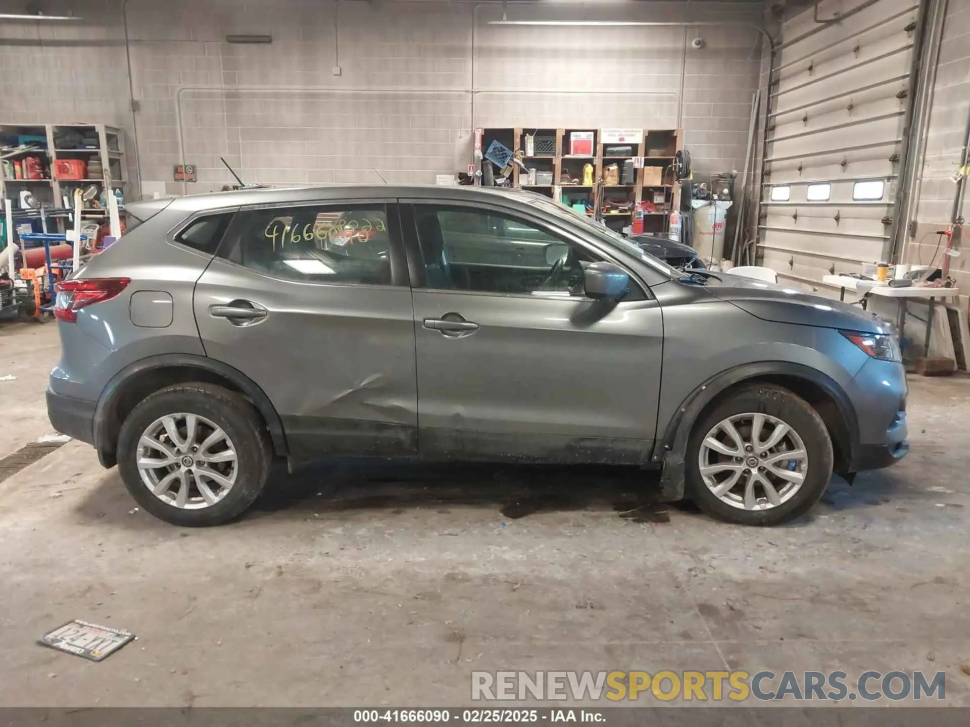 13 Фотография поврежденного автомобиля JN1BJ1AW2MW662909 NISSAN ROGUE SPORT 2021