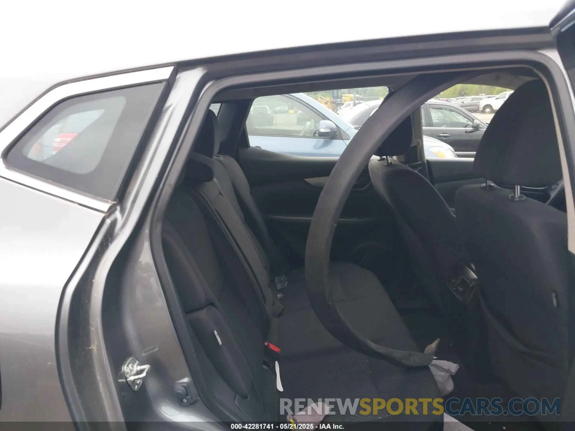 8 Фотография поврежденного автомобиля JN1BJ1AW2MW668676 NISSAN ROGUE SPORT 2021