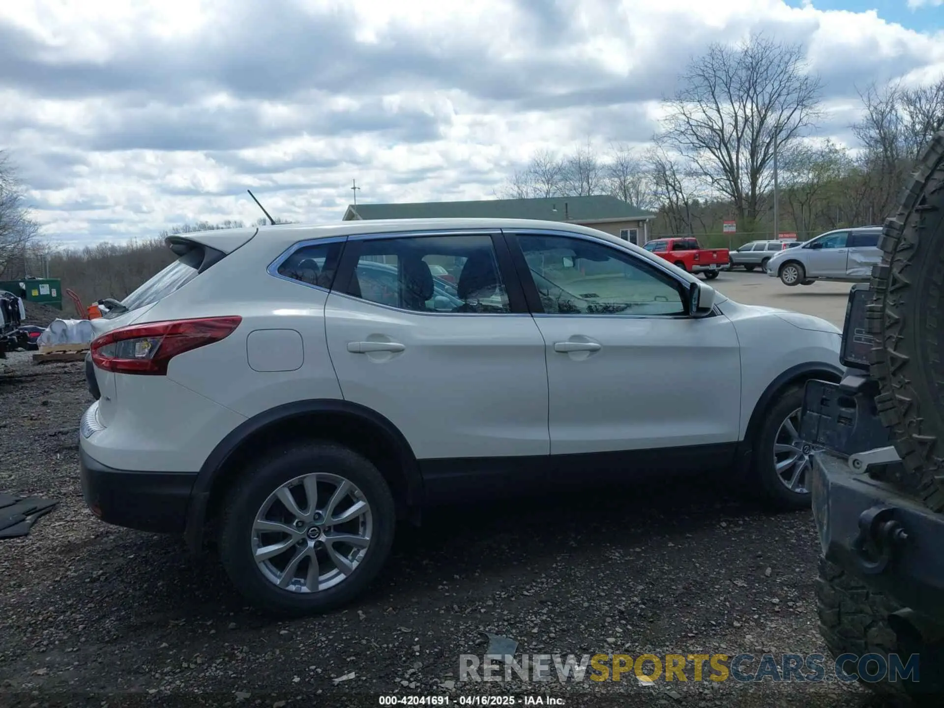14 Photograph of a damaged car JN1BJ1AW4MW442123 NISSAN ROGUE SPORT 2021