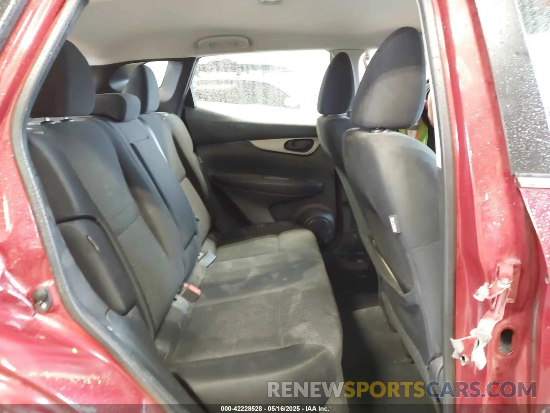 8 Photograph of a damaged car JN1BJ1AW9MW424622 NISSAN ROGUE SPORT 2021