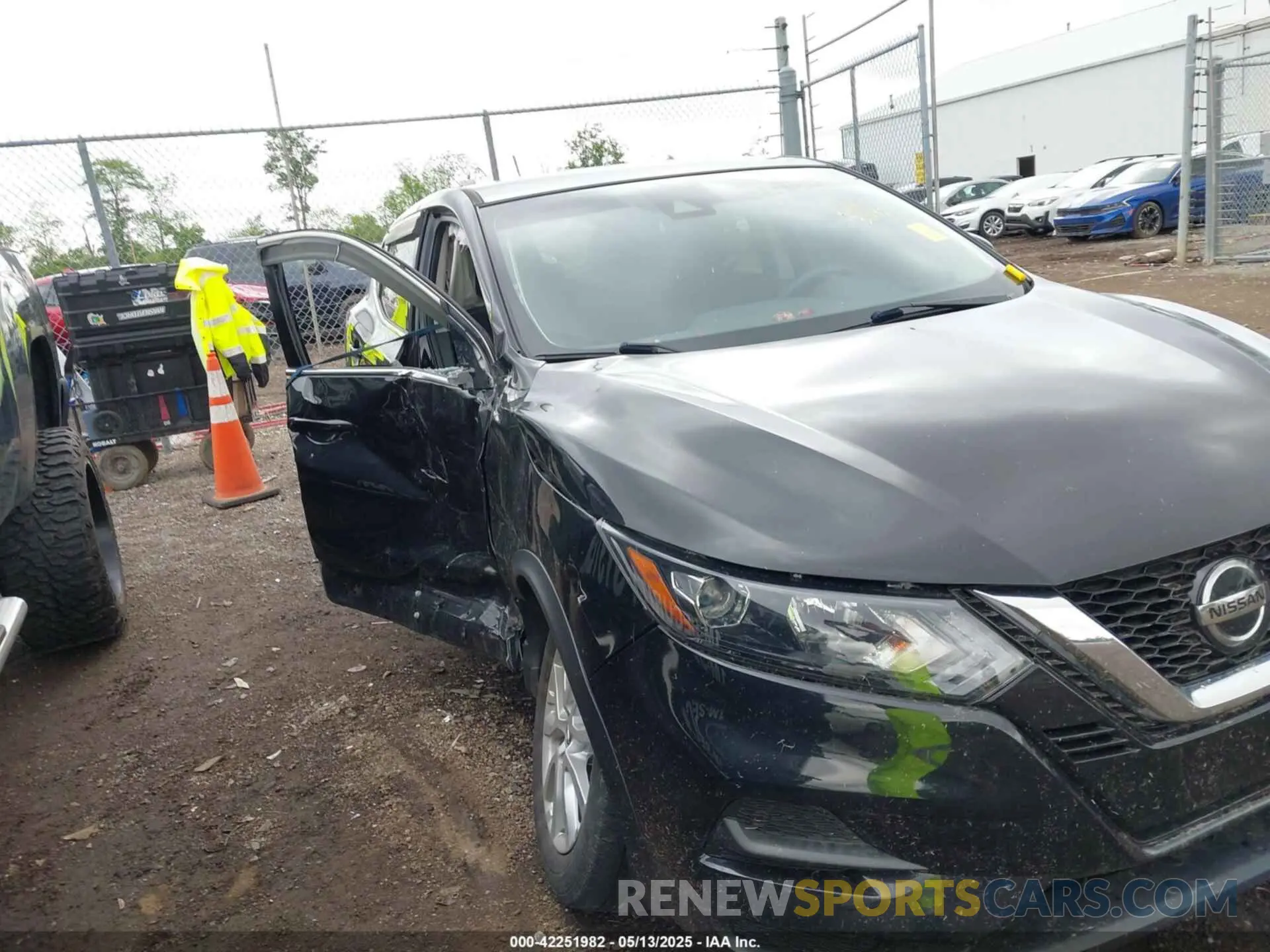 6 Photograph of a damaged car JN1BJ1AW9MW669548 NISSAN ROGUE SPORT 2021
