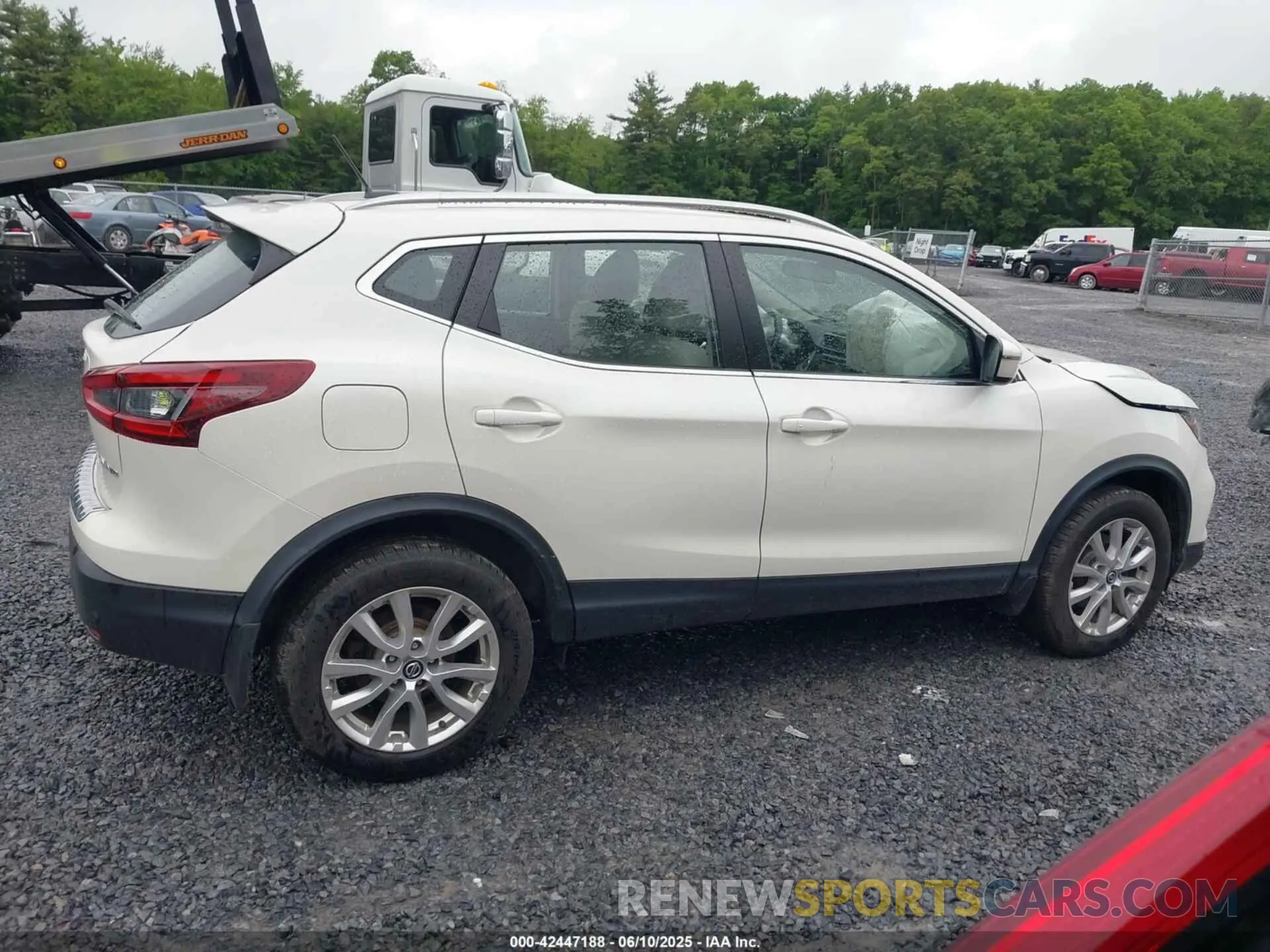 13 Photograph of a damaged car JN1BJ1BW3MW449238 NISSAN ROGUE SPORT 2021