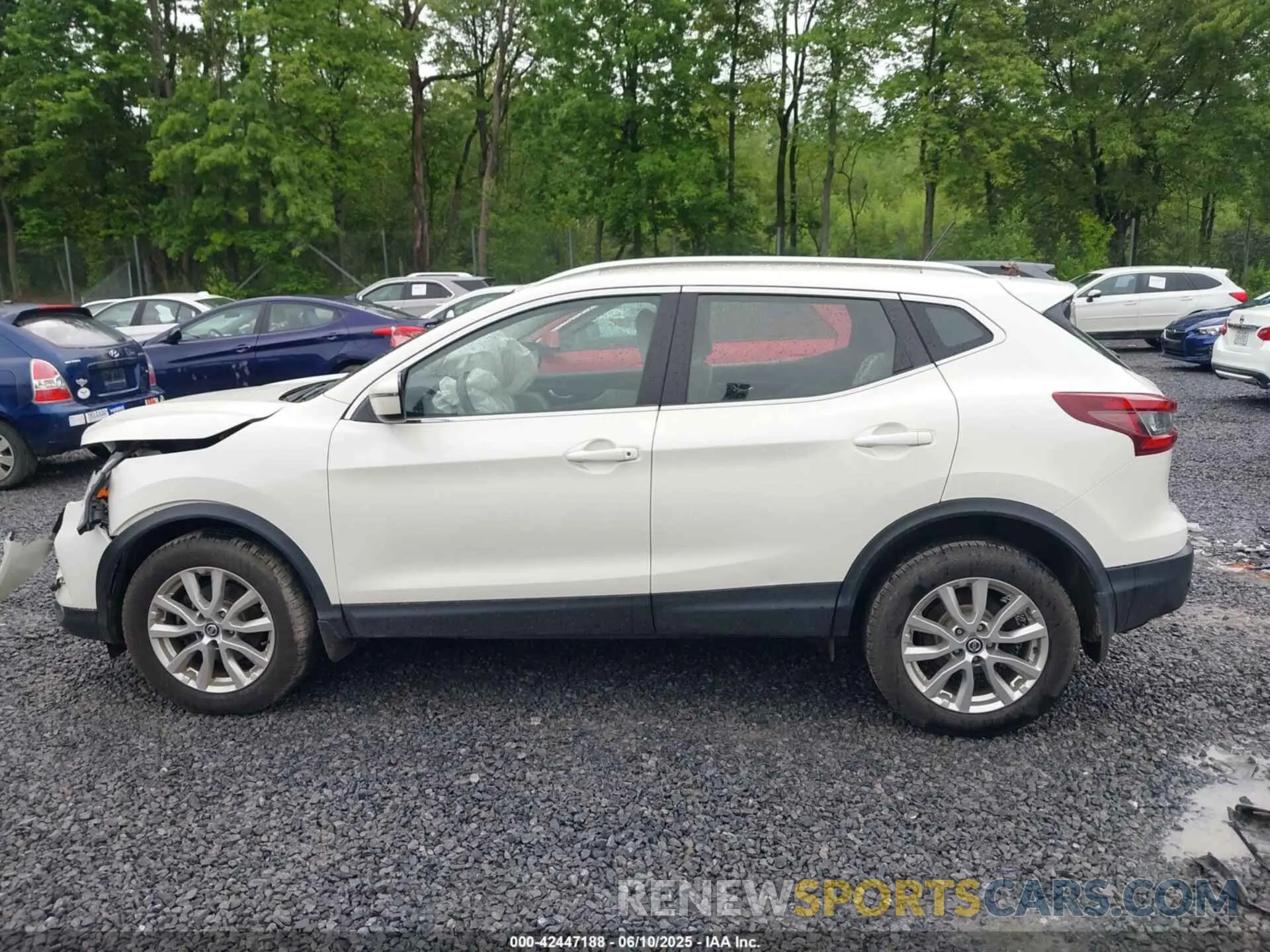 14 Photograph of a damaged car JN1BJ1BW3MW449238 NISSAN ROGUE SPORT 2021