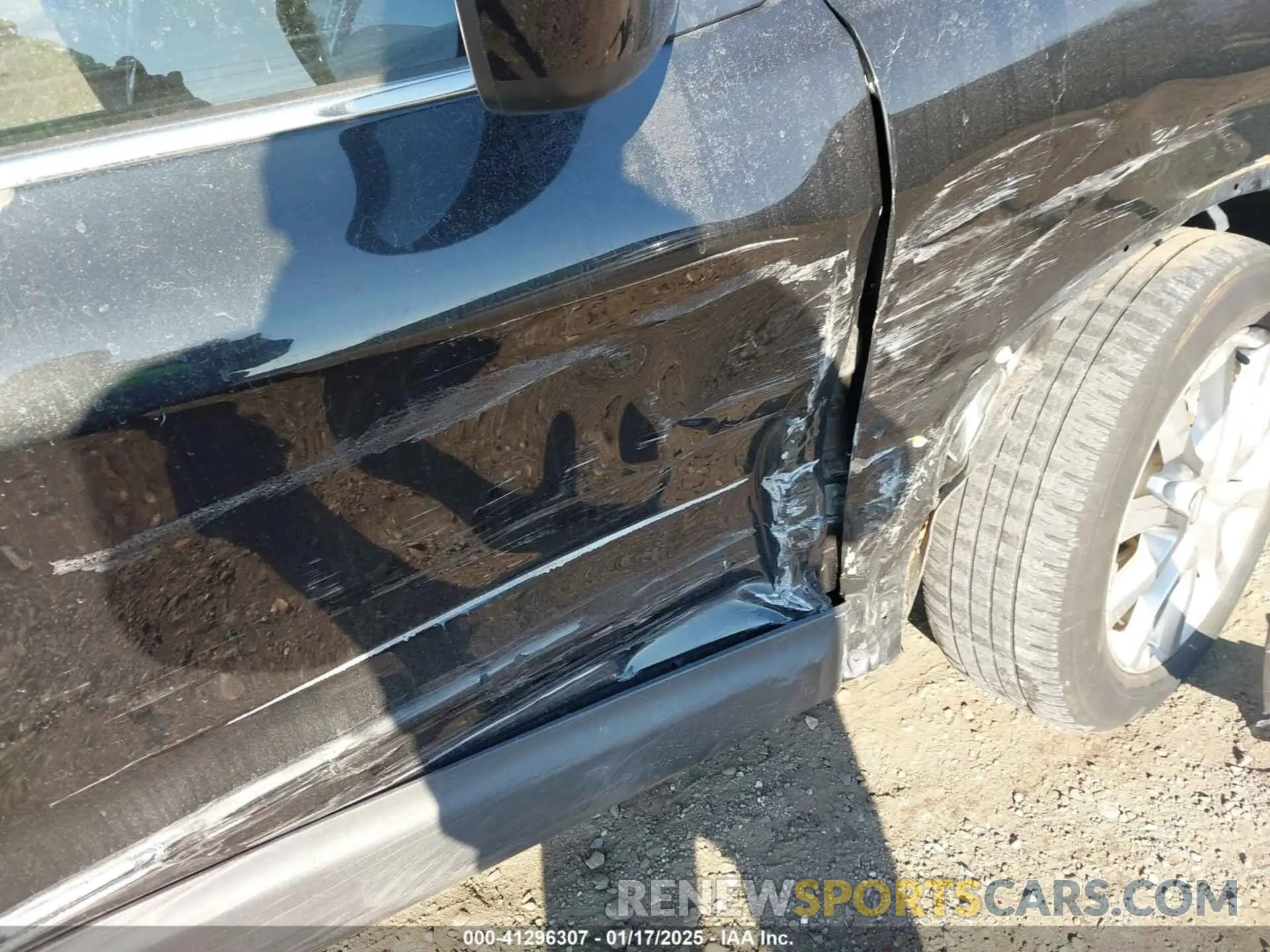 18 Photograph of a damaged car JN1BJ1BW4MW673683 NISSAN ROGUE SPORT 2021