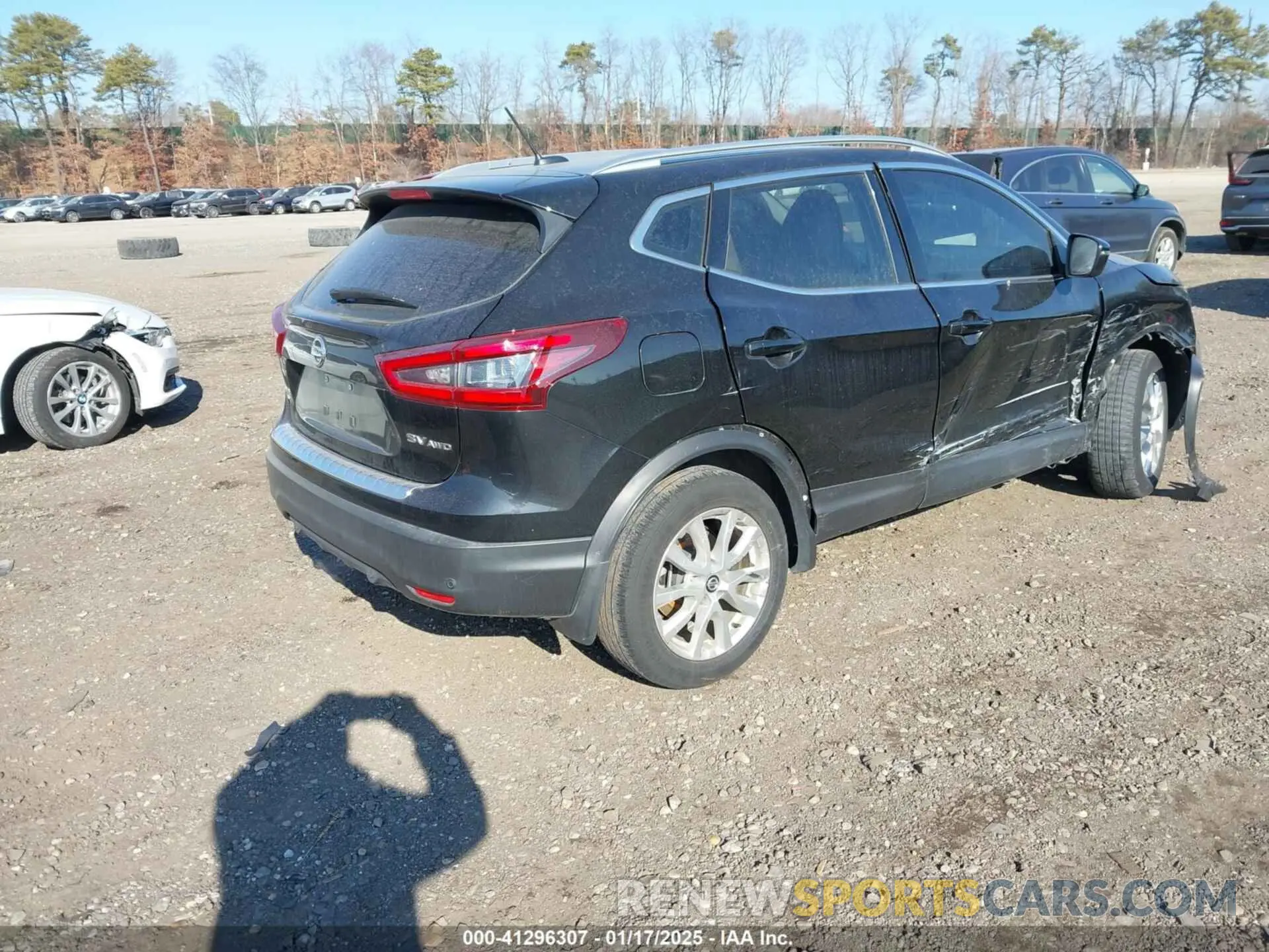 4 Photograph of a damaged car JN1BJ1BW4MW673683 NISSAN ROGUE SPORT 2021