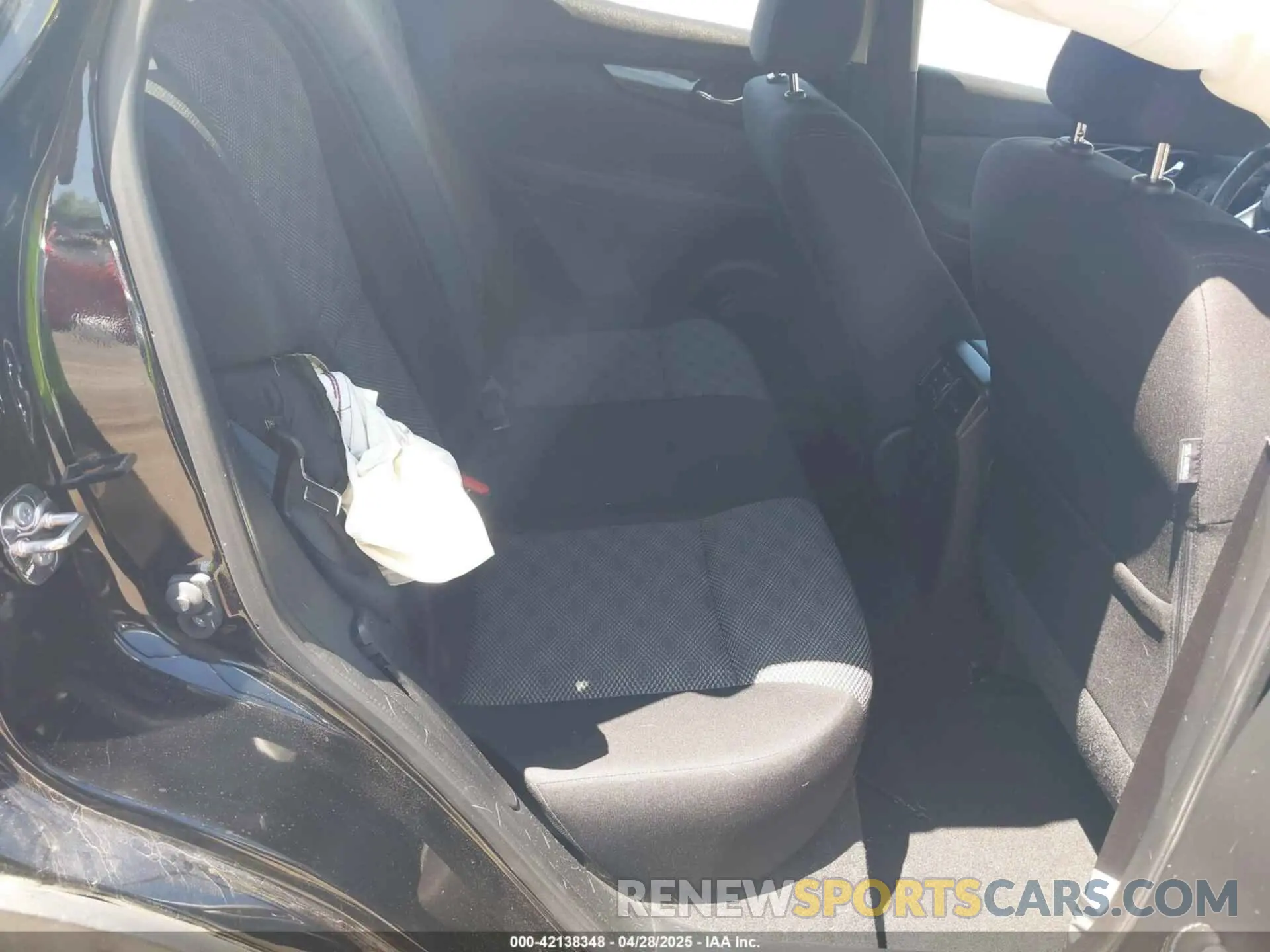 8 Фотография поврежденного автомобиля JN1BJ1BW7MW671524 NISSAN ROGUE SPORT 2021