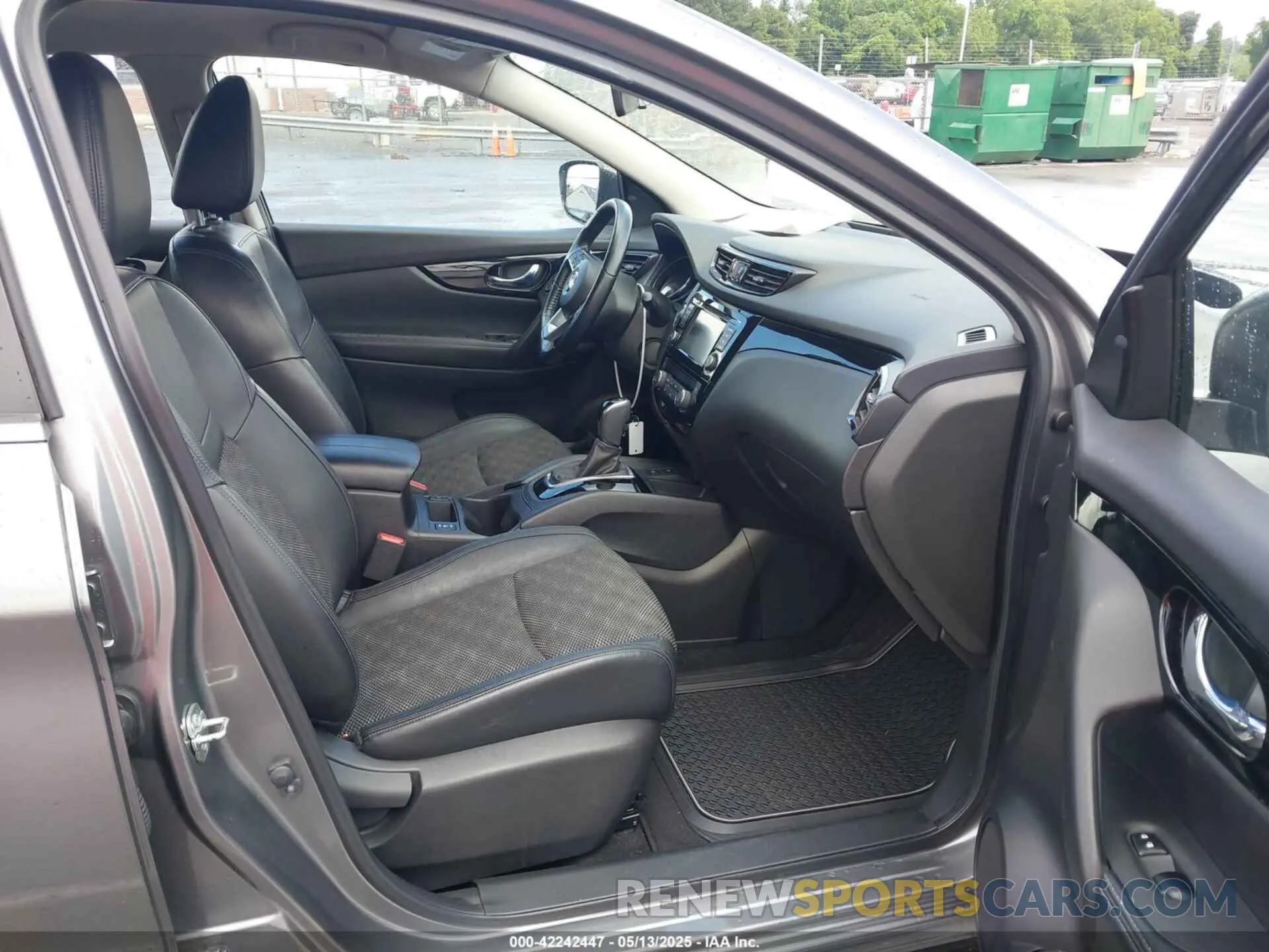 5 Photograph of a damaged car JN1BJ1BWXMW440150 NISSAN ROGUE SPORT 2021