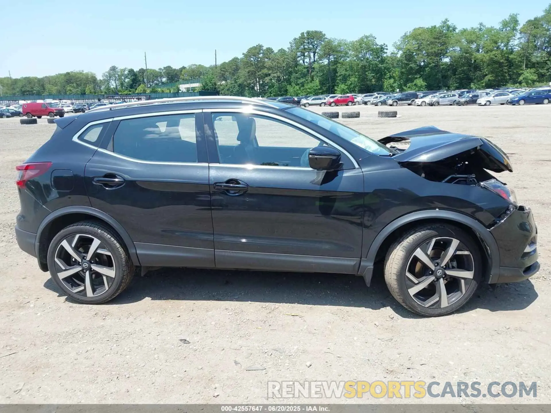 13 Photograph of a damaged car JN1BJ1CW0MW421105 NISSAN ROGUE SPORT 2021