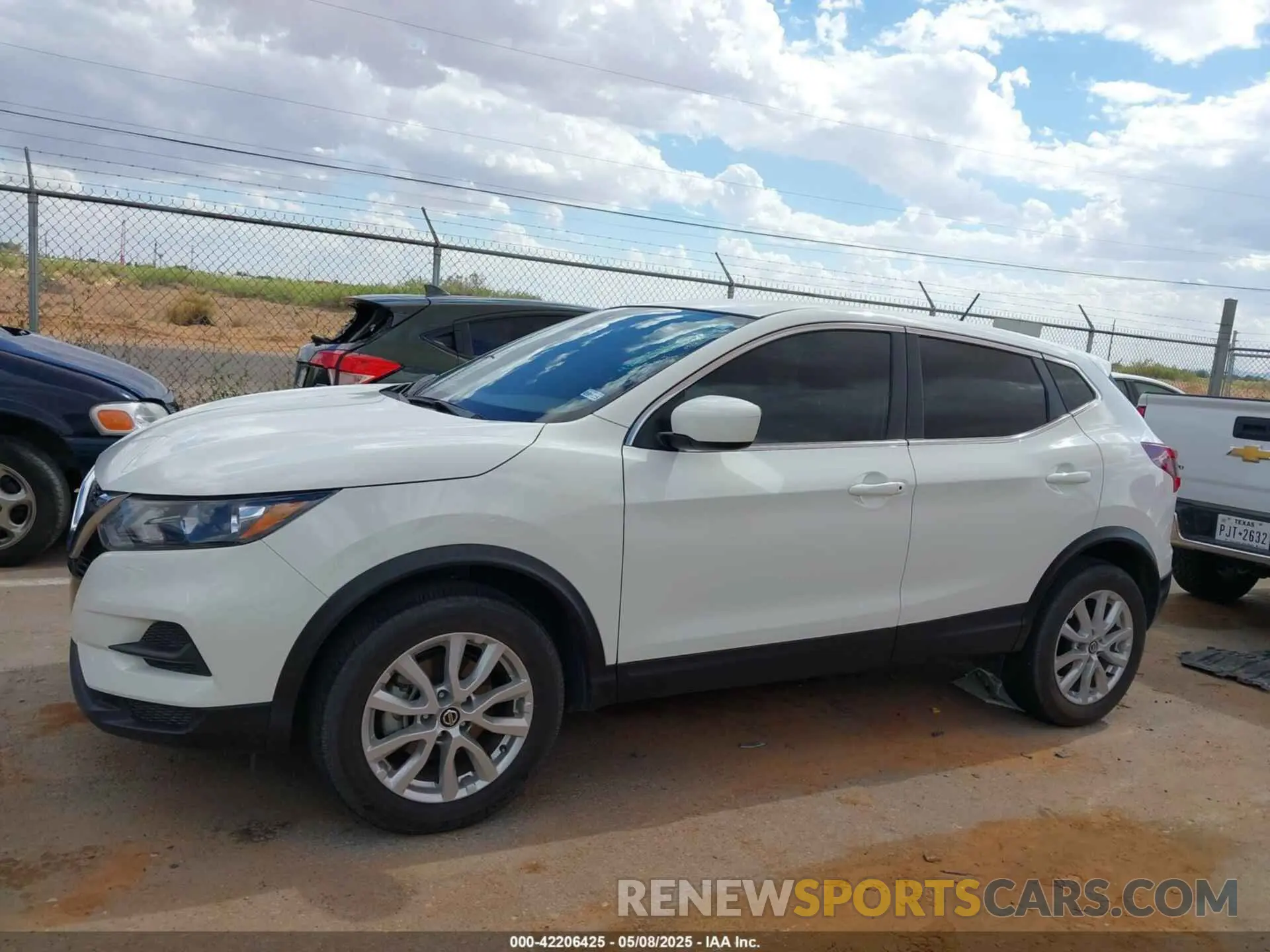 14 Фотография поврежденного автомобиля JN1BJ1AV4NW342483 NISSAN ROGUE SPORT 2022