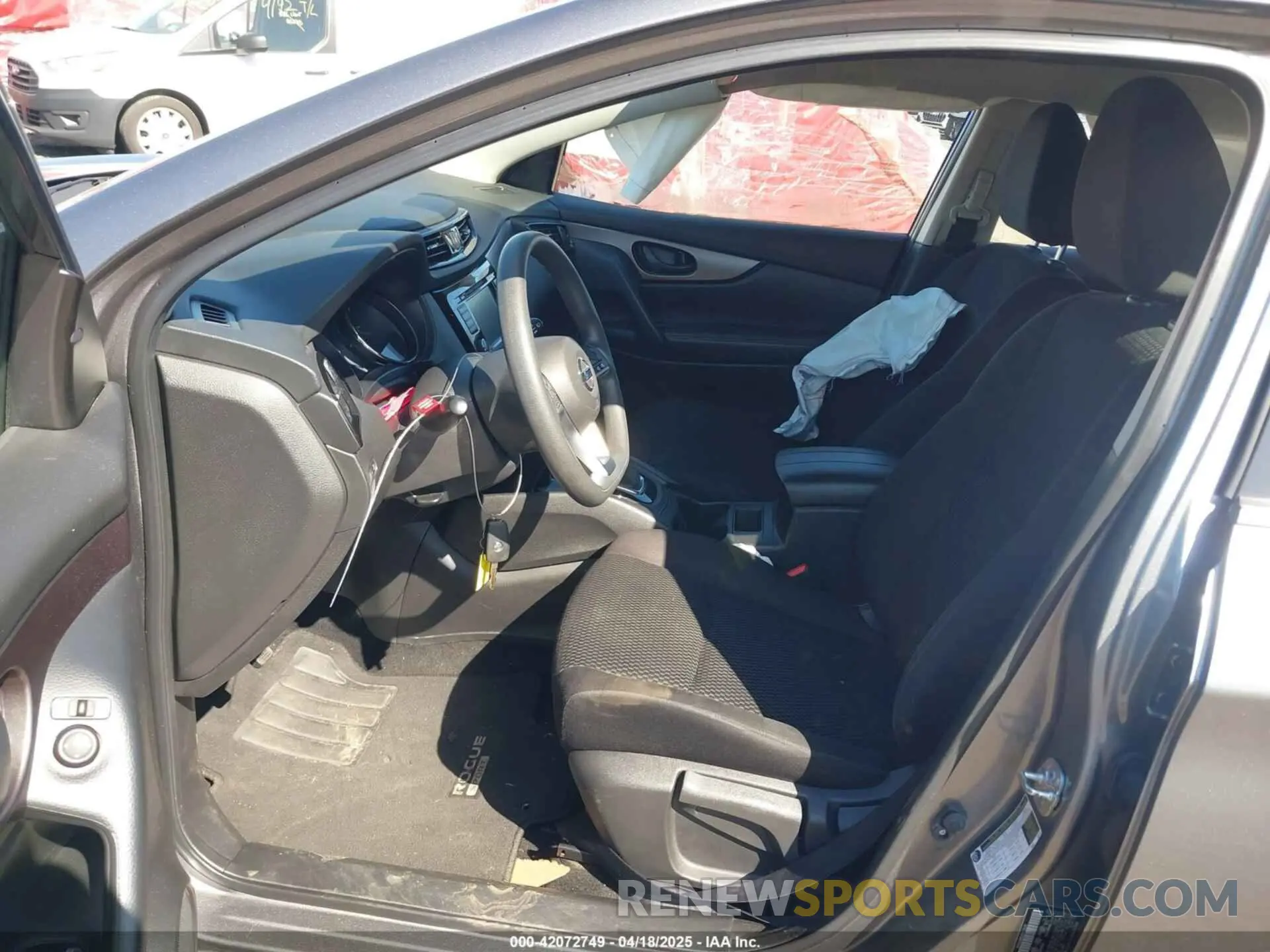 5 Photograph of a damaged car JN1BJ1AW4NW476659 NISSAN ROGUE SPORT 2022