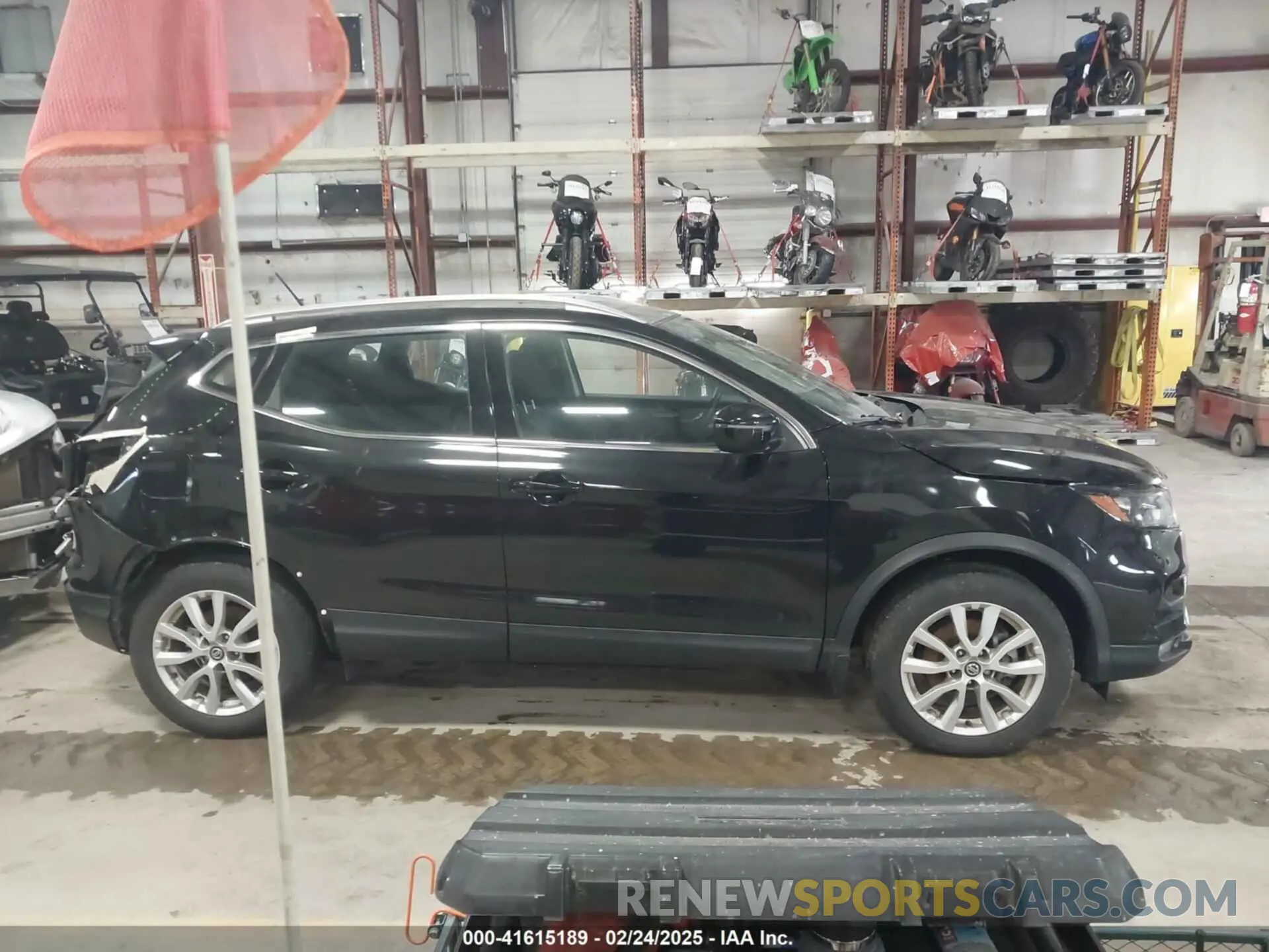 12 Photograph of a damaged car JN1BJ1BV5NW582432 NISSAN ROGUE SPORT 2022