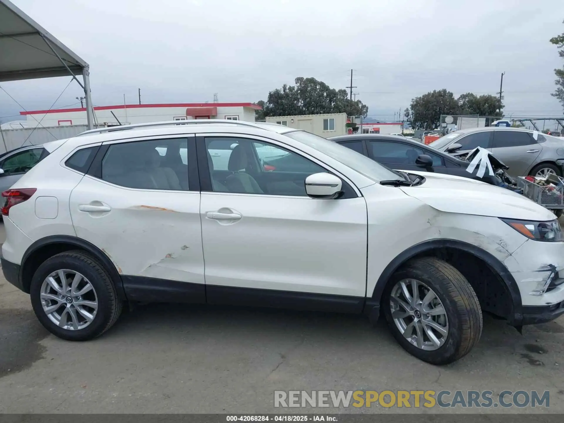 13 Photograph of a damaged car JN1BJ1BV8NW344798 NISSAN ROGUE SPORT 2022