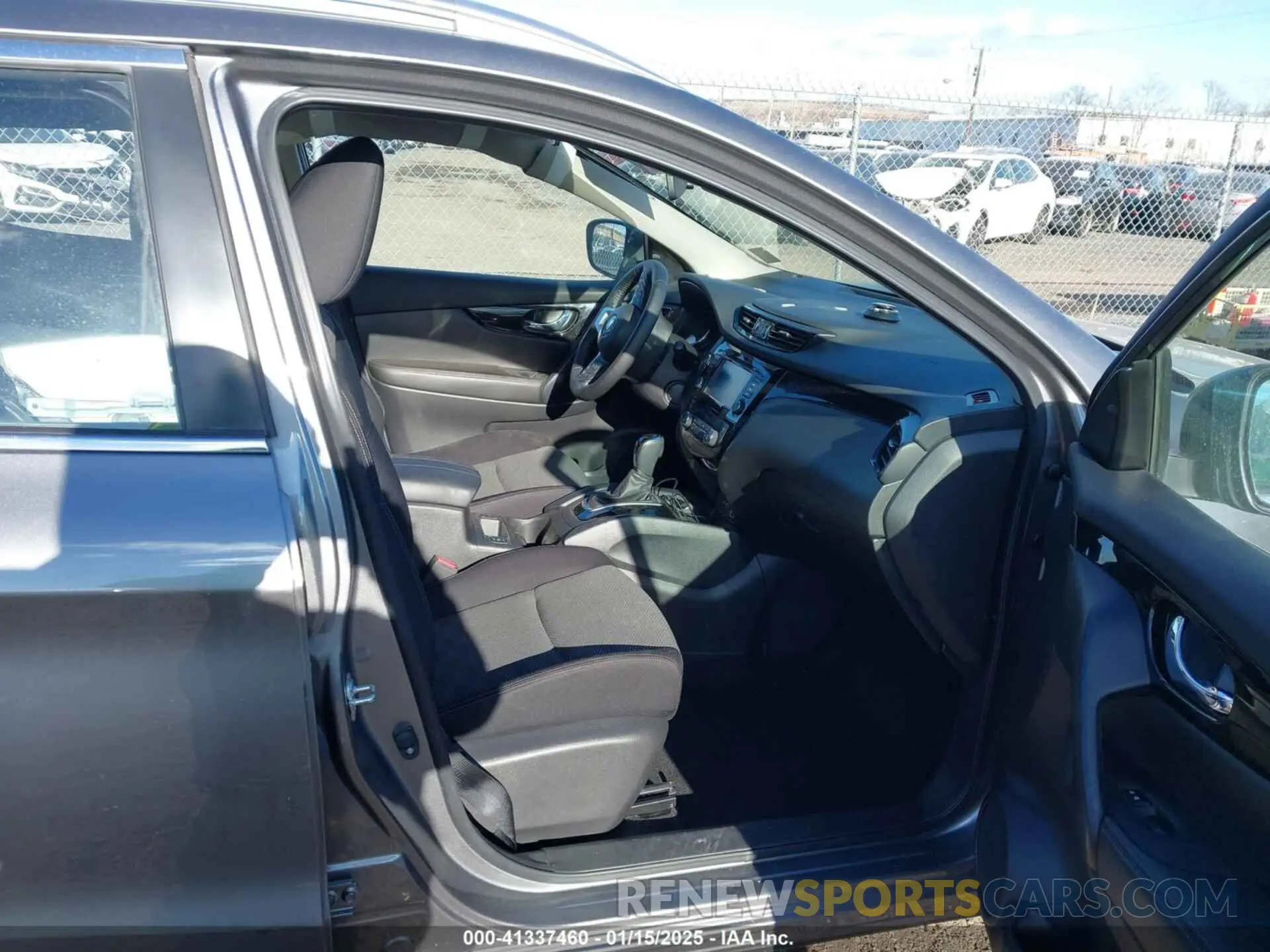 5 Photograph of a damaged car JN1BJ1BW2NW481986 NISSAN ROGUE SPORT 2022