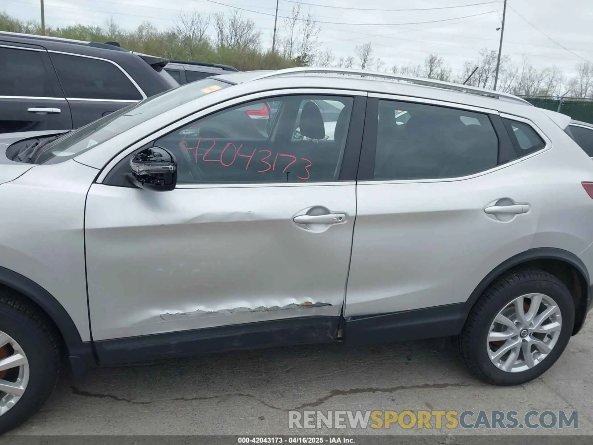 14 Фотография поврежденного автомобиля JN1BJ1BW3NW680142 NISSAN ROGUE SPORT 2022