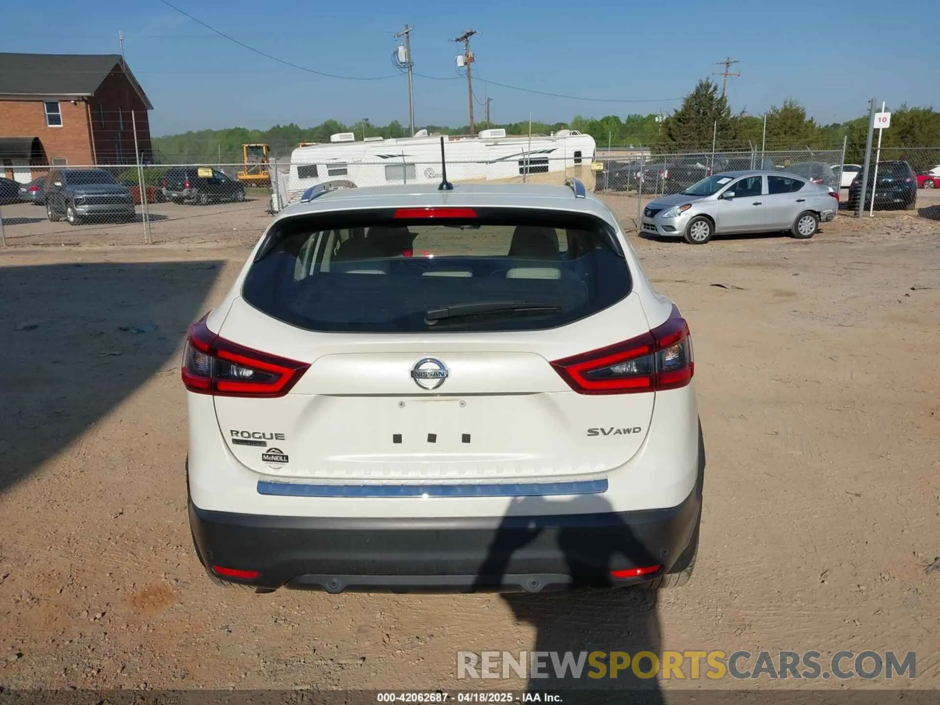 17 Photograph of a damaged car JN1BJ1BW9NW490359 NISSAN ROGUE SPORT 2022