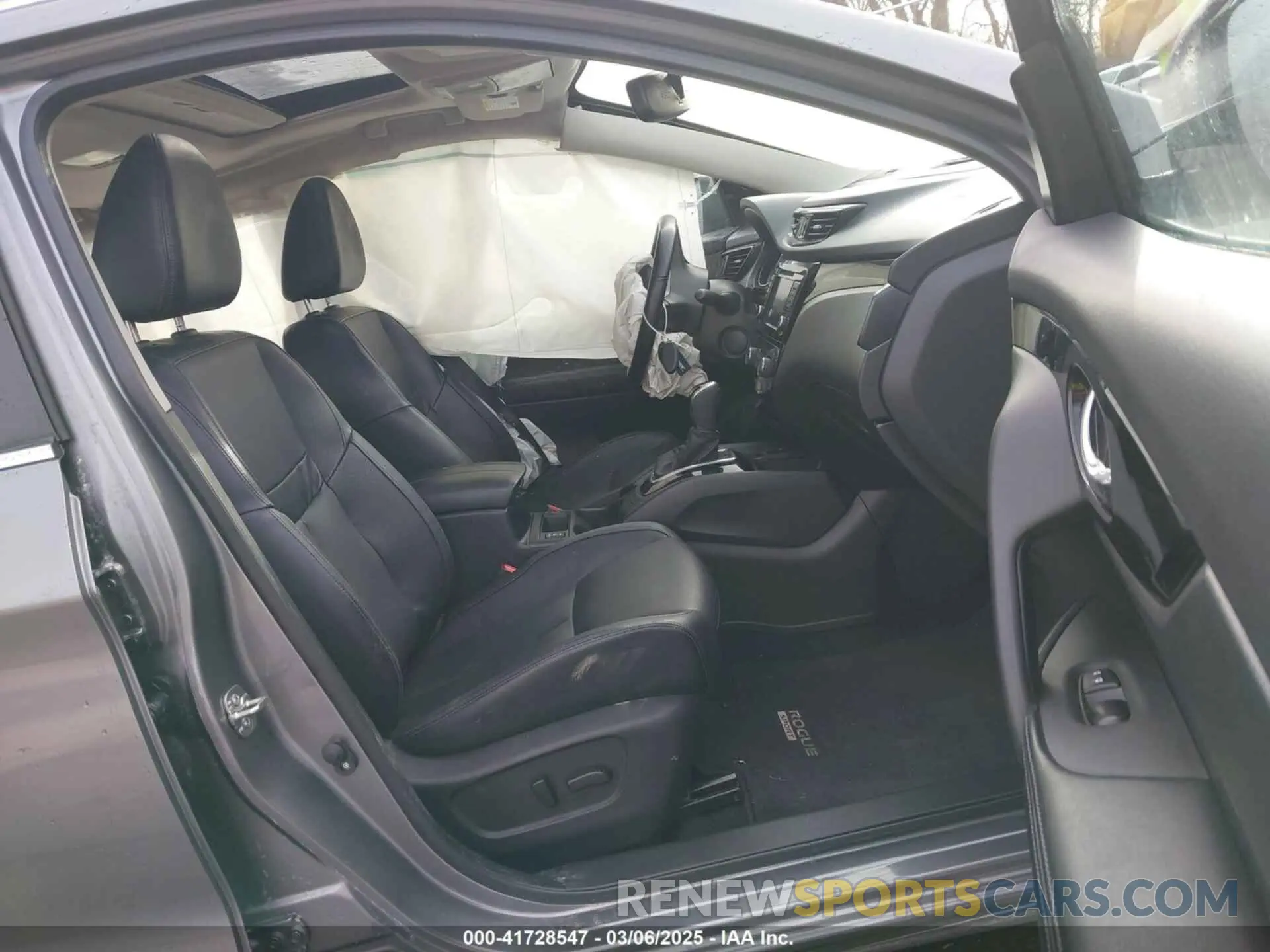 5 Photograph of a damaged car JN1BJ1CV7NW349294 NISSAN ROGUE SPORT 2022