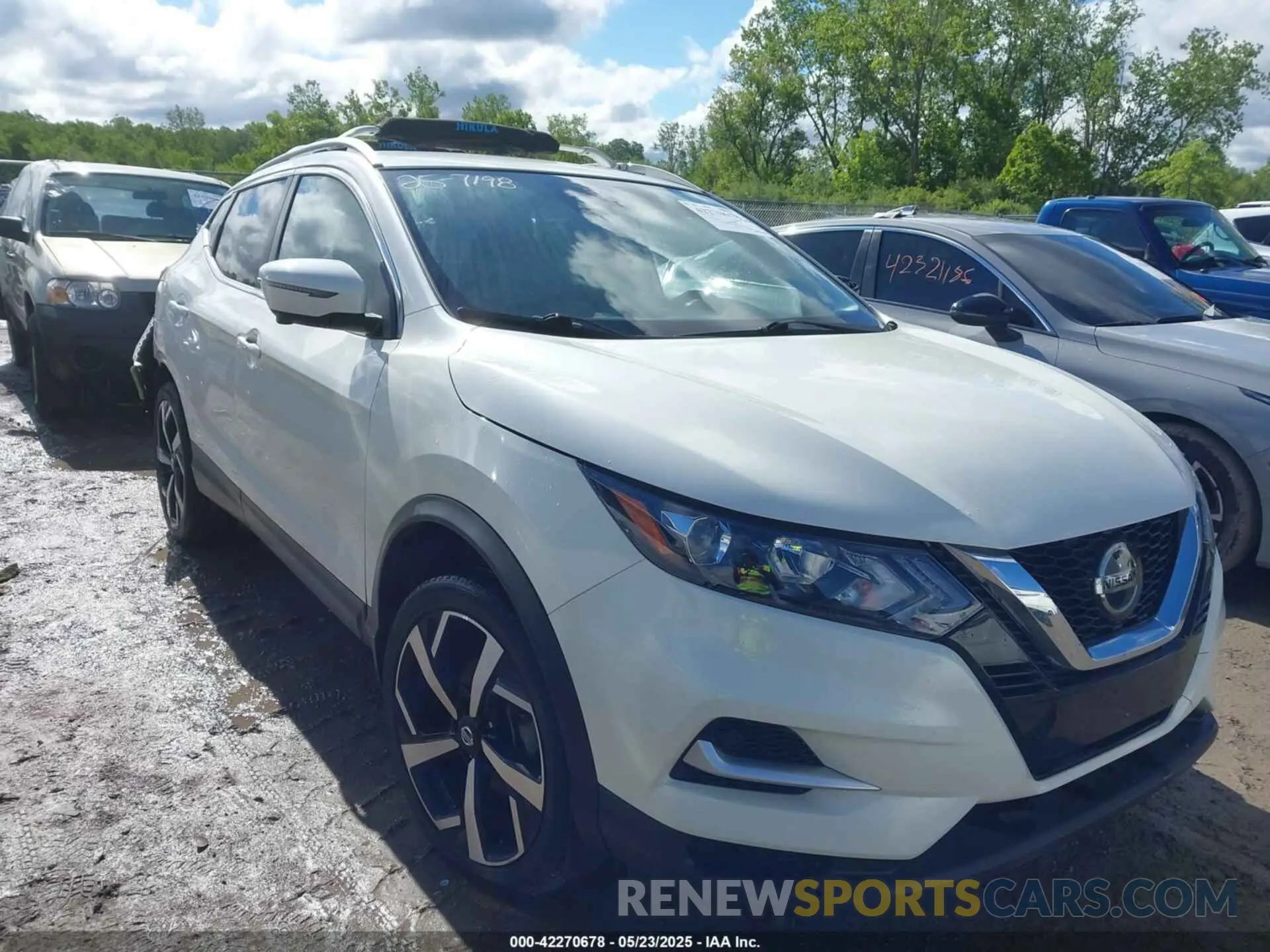 1 Photograph of a damaged car JN1BJ1CW0NW493553 NISSAN ROGUE SPORT 2022