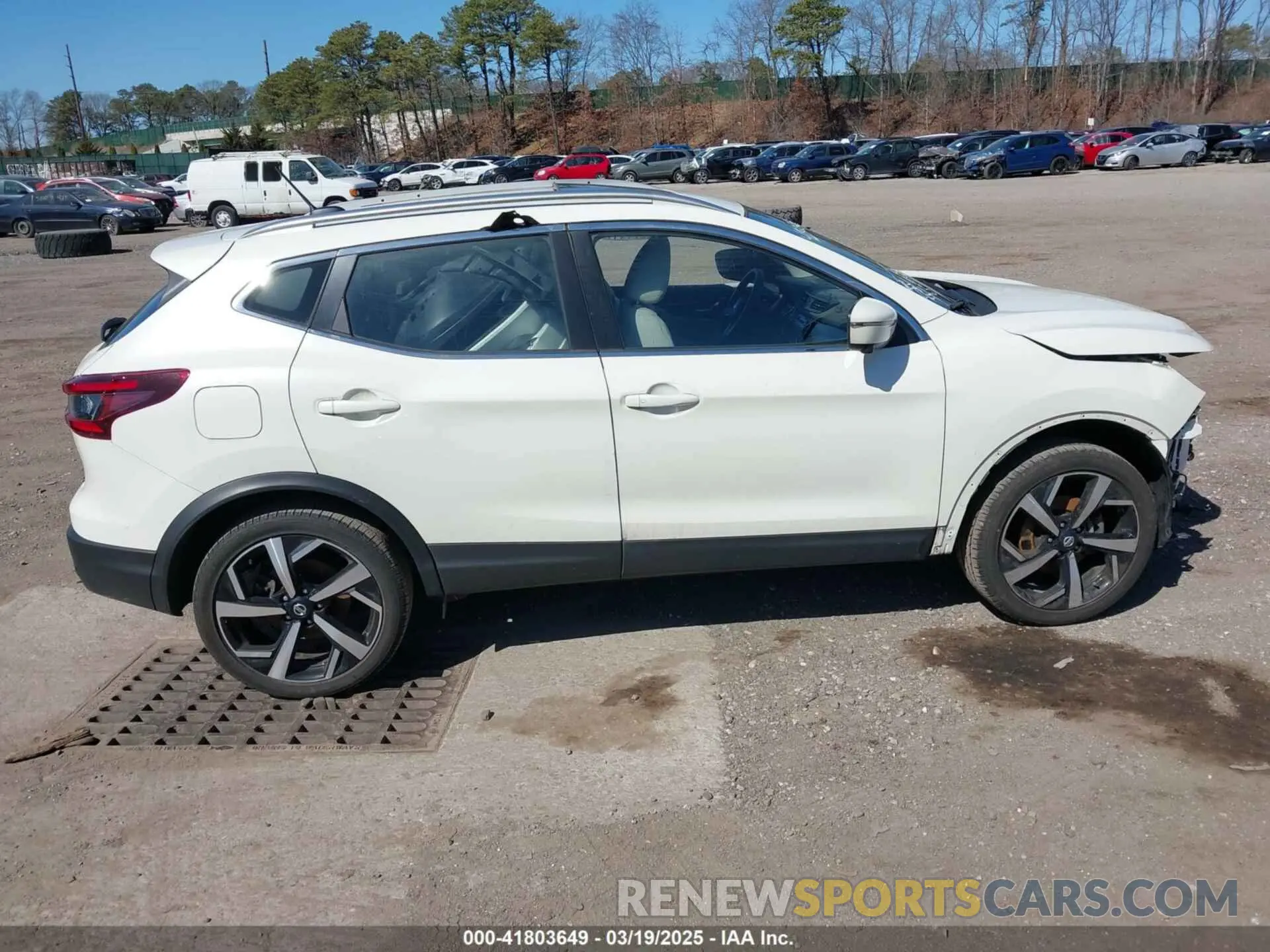 13 Photograph of a damaged car JN1BJ1CW5NW681176 NISSAN ROGUE SPORT 2022