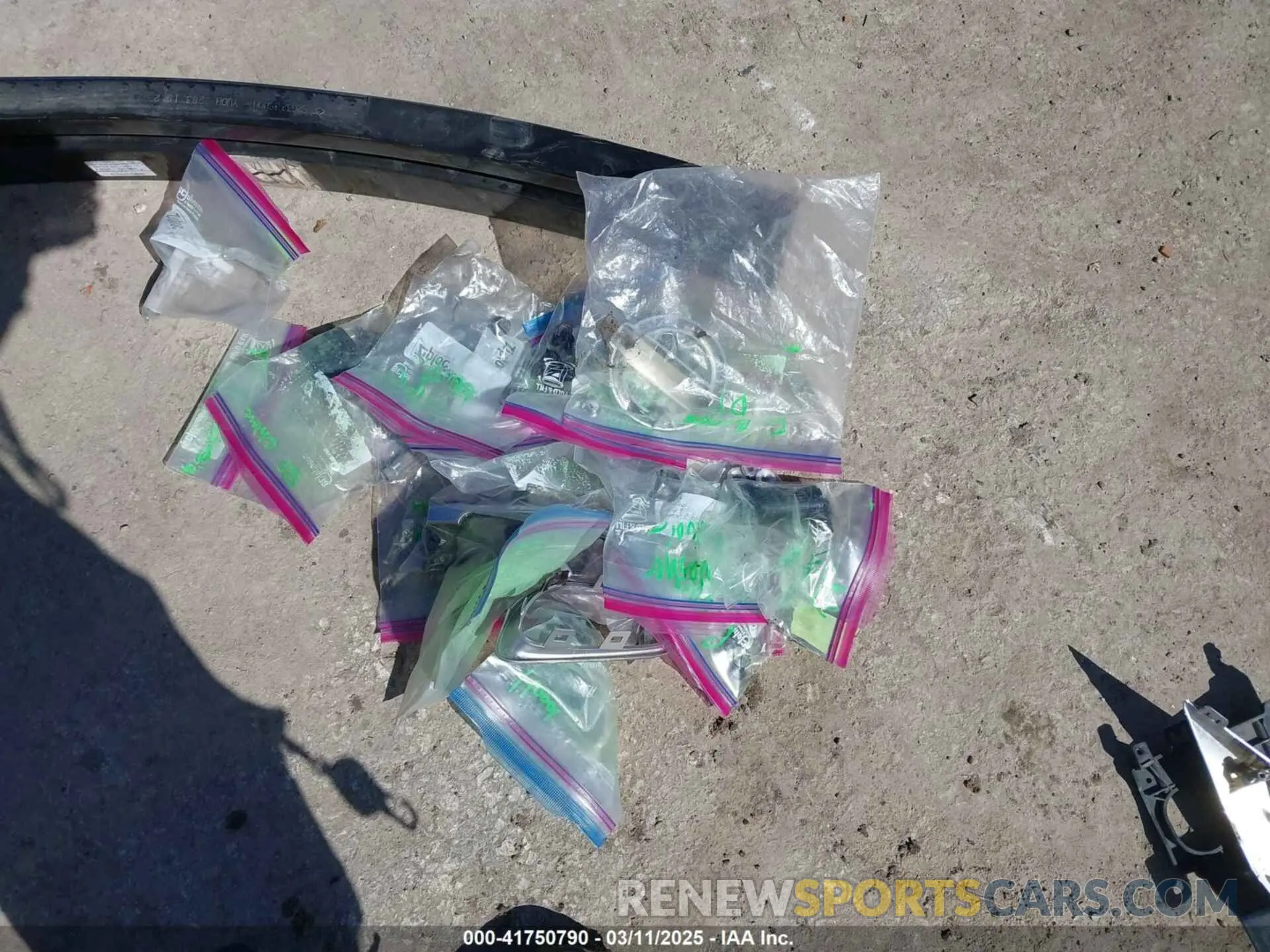 21 Photograph of a damaged car 3N1AB7AP0KL626675 NISSAN SENTRA 2019