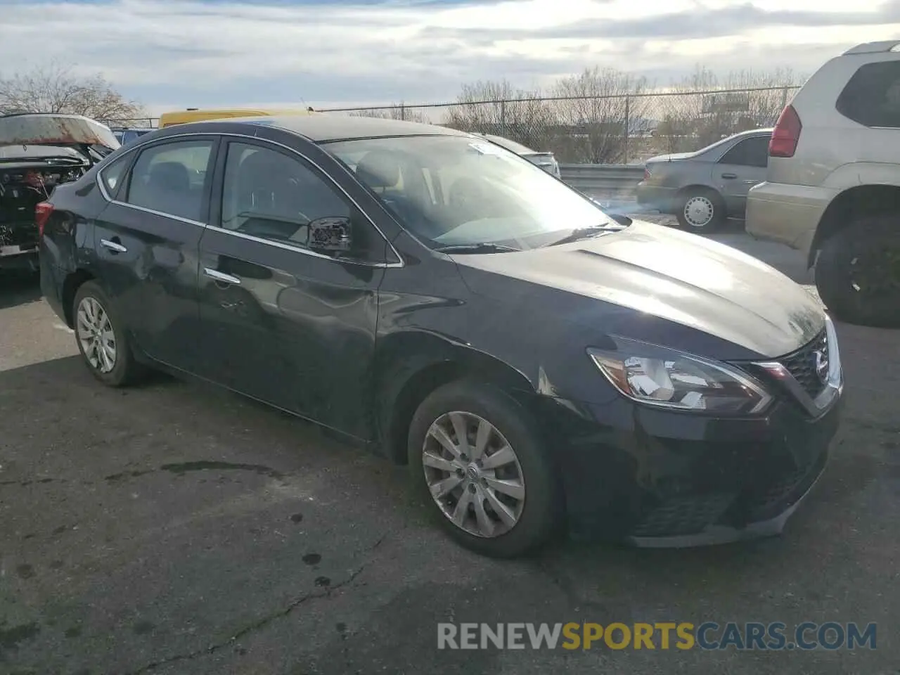 4 Фотография поврежденного автомобиля 3N1AB7AP0KY206241 NISSAN SENTRA 2019