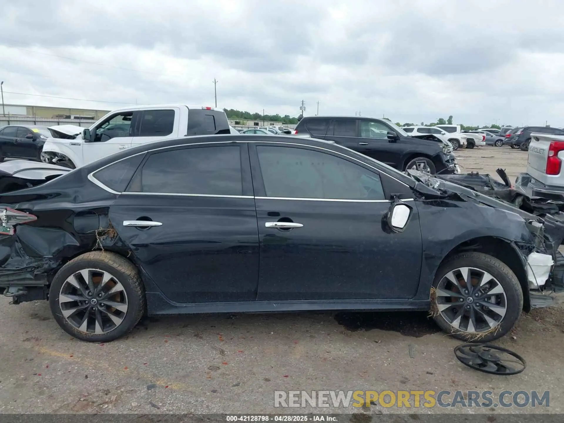 12 Photograph of a damaged car 3N1AB7AP0KY228403 NISSAN SENTRA 2019