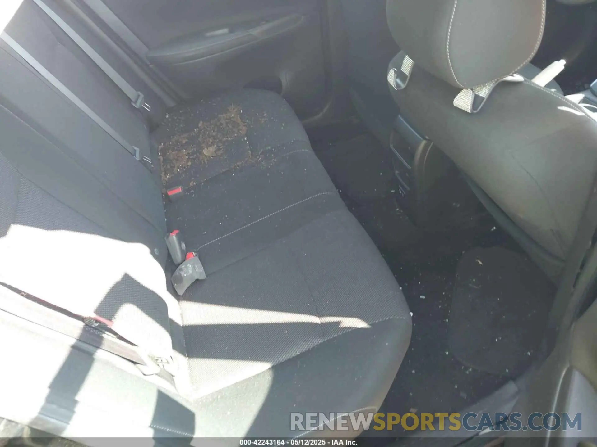 8 Photograph of a damaged car 3N1AB7AP0KY265645 NISSAN SENTRA 2019