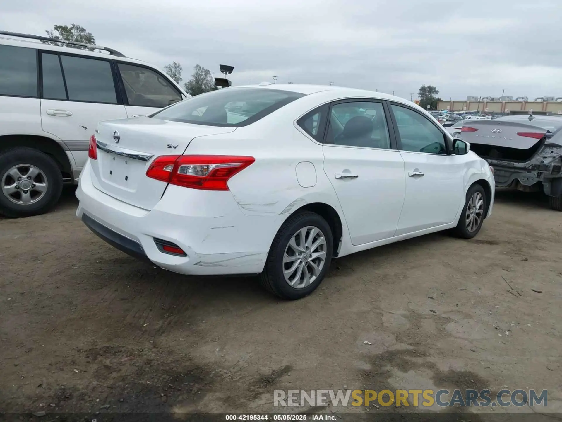 4 Photograph of a damaged car 3N1AB7AP0KY288665 NISSAN SENTRA 2019