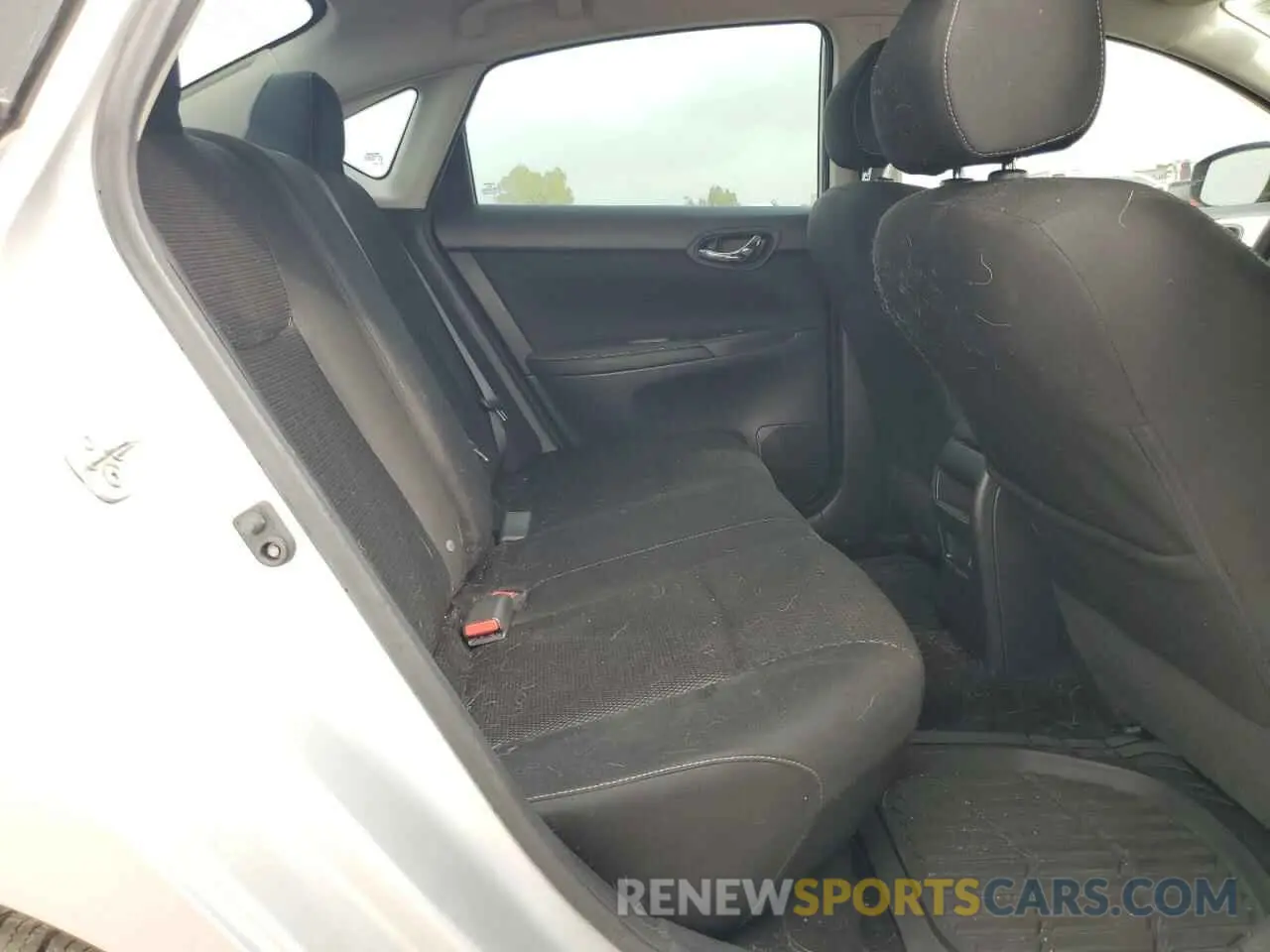 10 Фотография поврежденного автомобиля 3N1AB7AP0KY290724 NISSAN SENTRA 2019