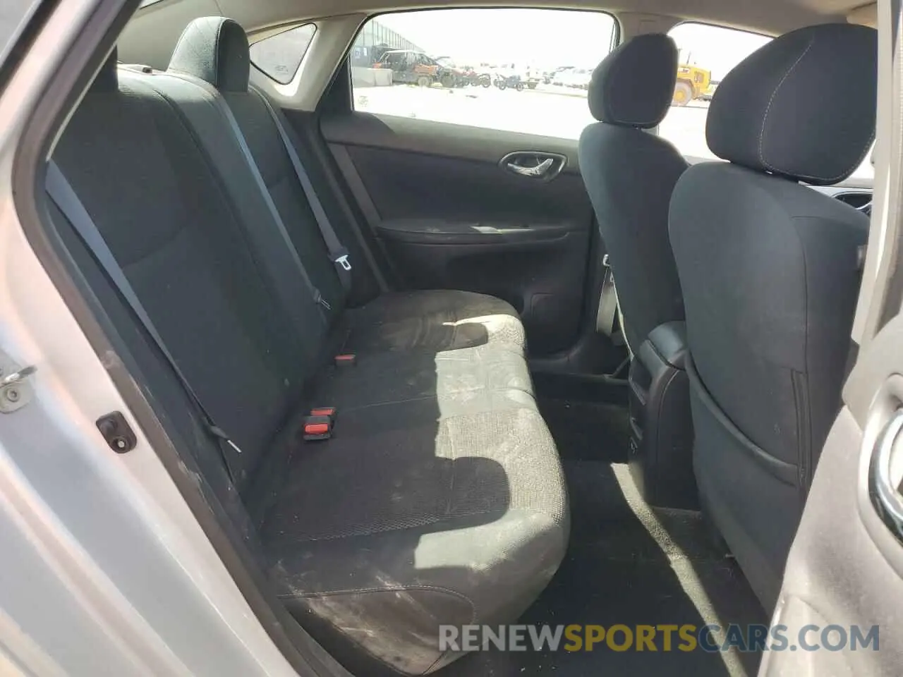 10 Photograph of a damaged car 3N1AB7AP0KY292537 NISSAN SENTRA 2019