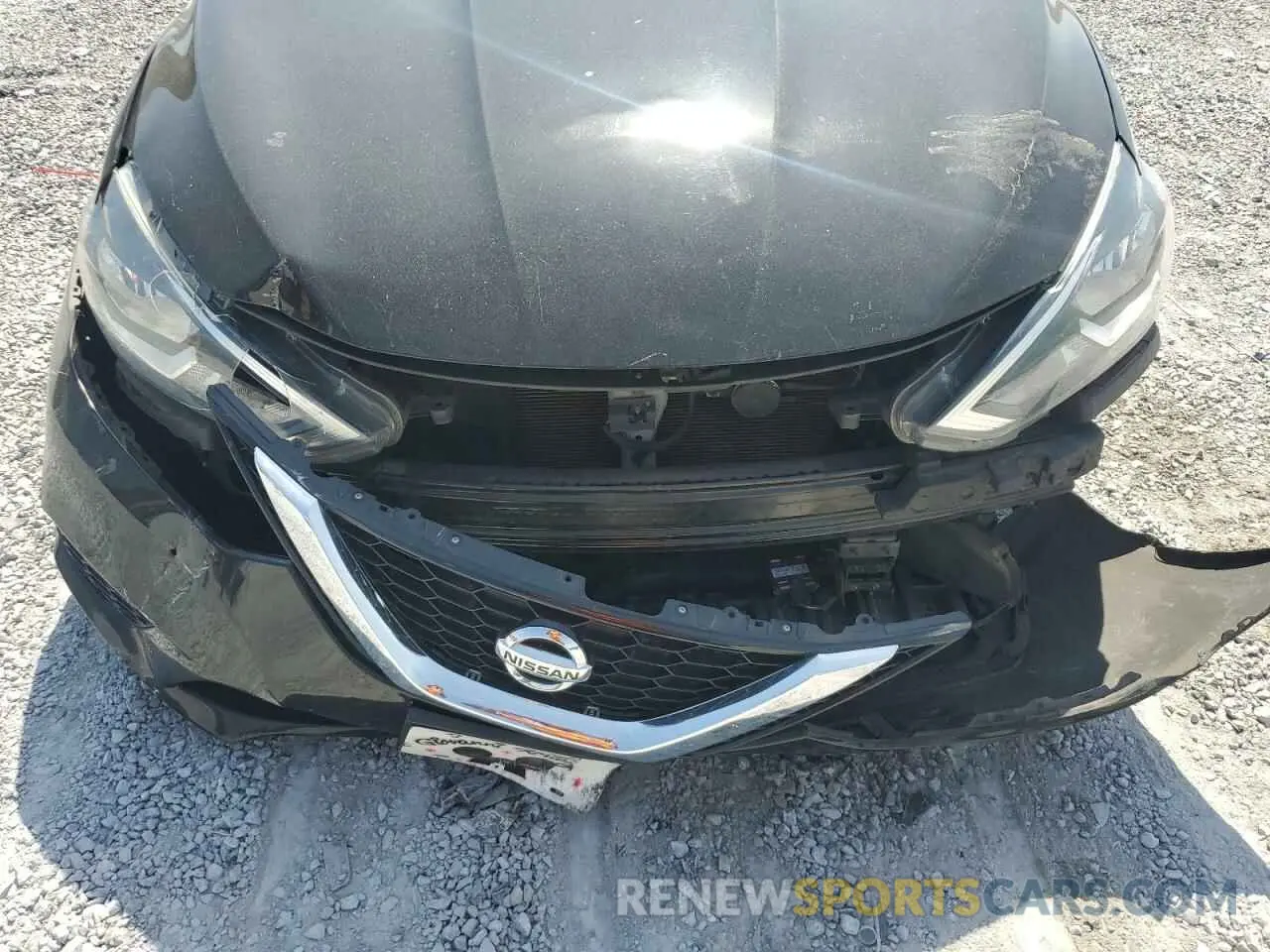 13 Photograph of a damaged car 3N1AB7AP0KY371741 NISSAN SENTRA 2019