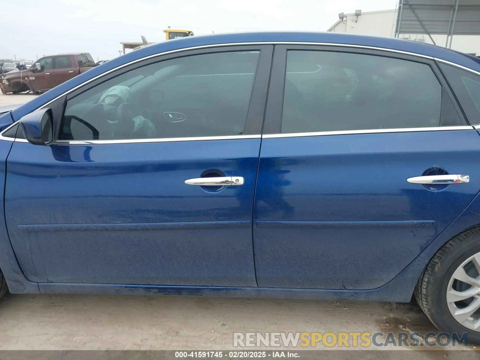 15 Photograph of a damaged car 3N1AB7AP0KY389382 NISSAN SENTRA 2019