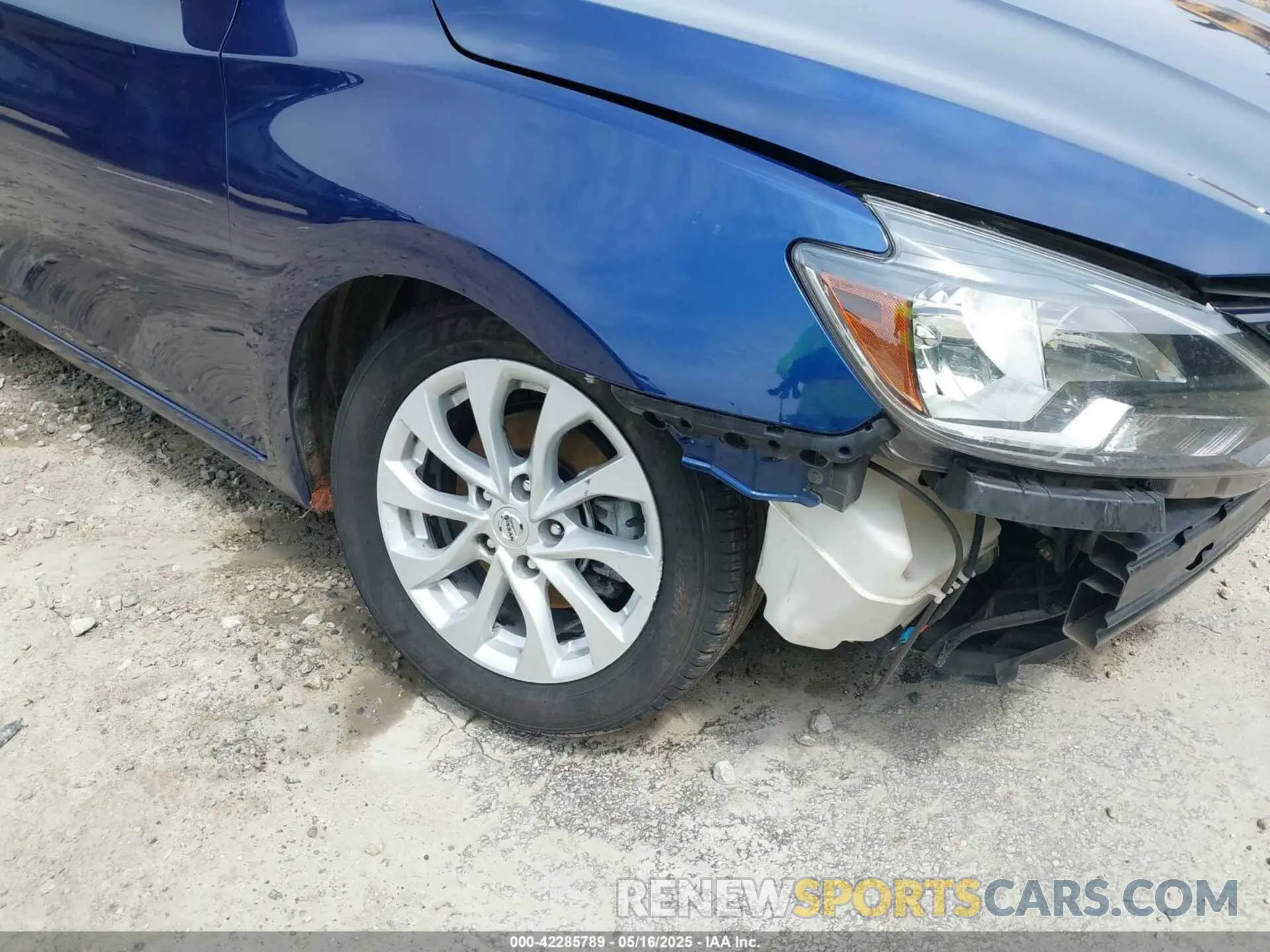 18 Фотография поврежденного автомобиля 3N1AB7AP0KY431422 NISSAN SENTRA 2019
