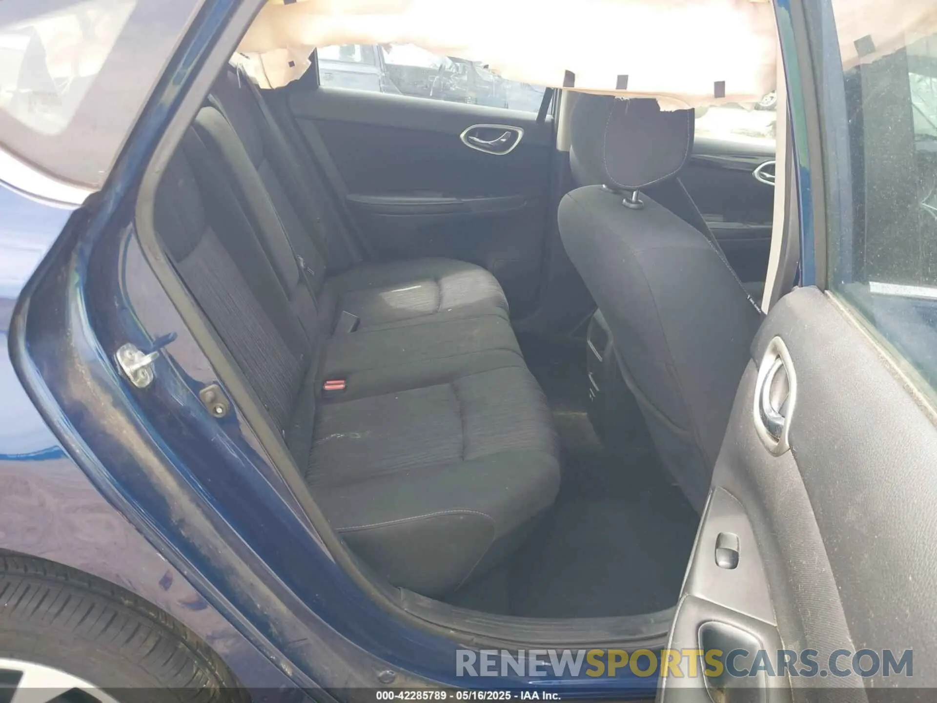 8 Фотография поврежденного автомобиля 3N1AB7AP0KY431422 NISSAN SENTRA 2019