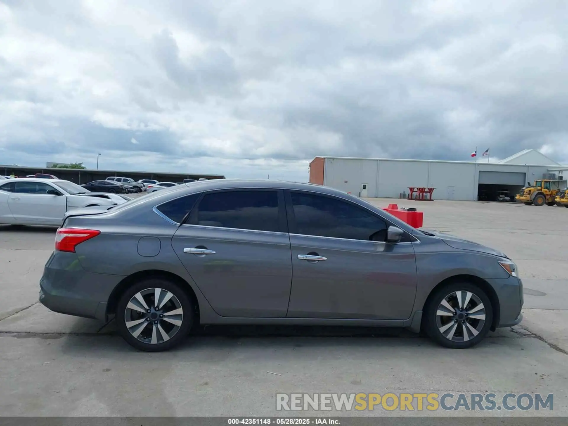 14 Photograph of a damaged car 3N1AB7AP0KY453369 NISSAN SENTRA 2019