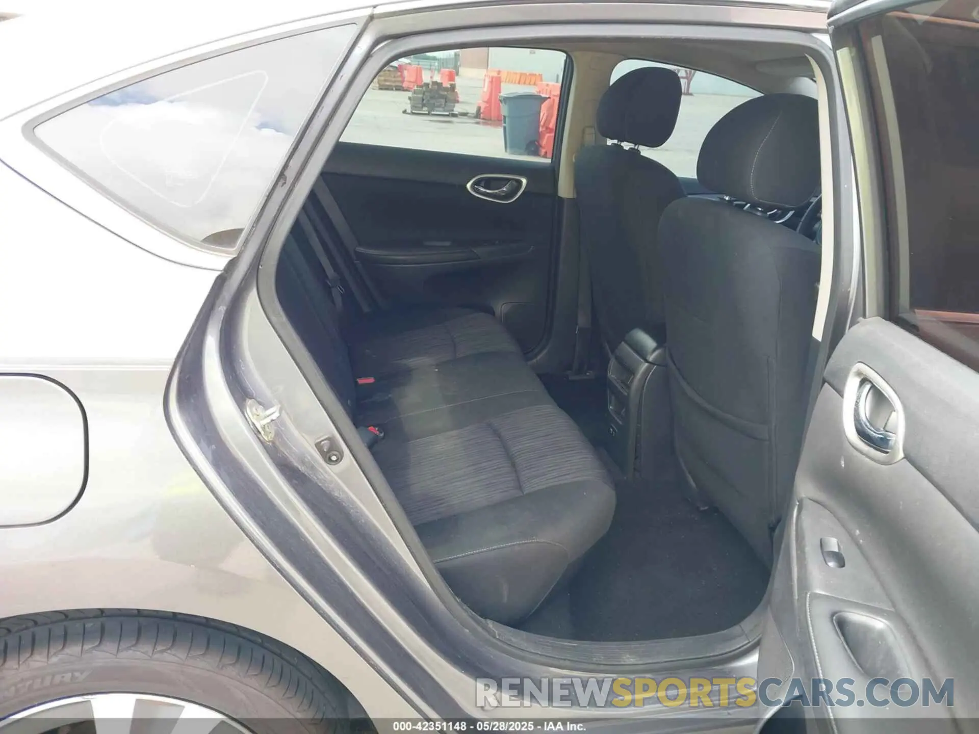 8 Photograph of a damaged car 3N1AB7AP0KY453369 NISSAN SENTRA 2019