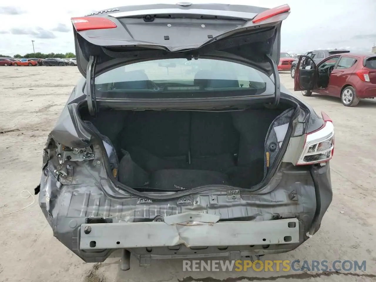 6 Photograph of a damaged car 3N1AB7AP1KY251799 NISSAN SENTRA 2019