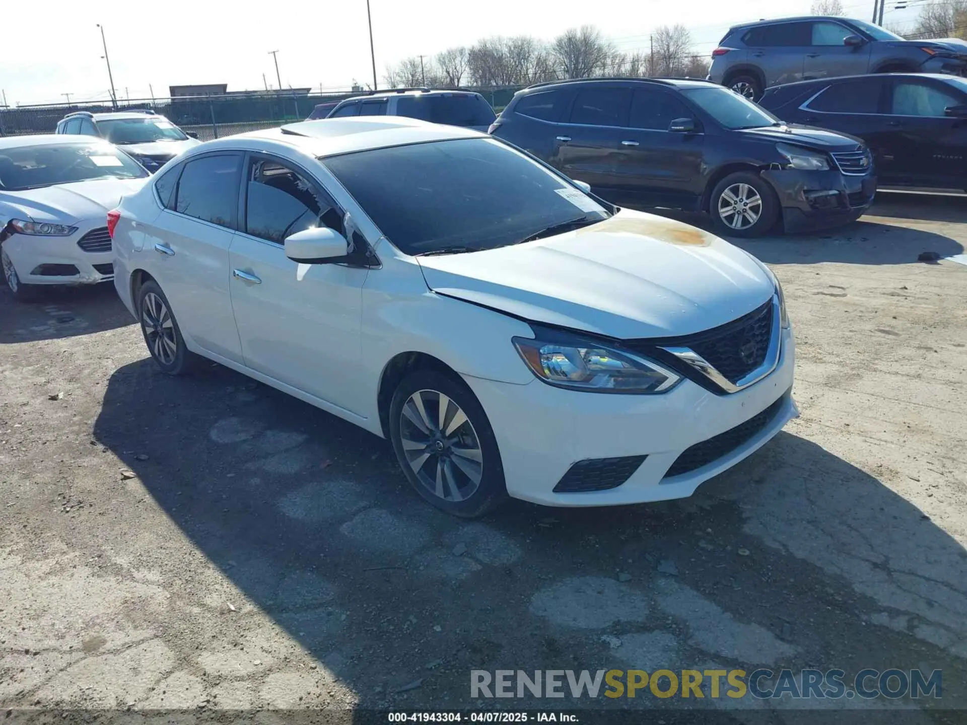 1 Фотография поврежденного автомобиля 3N1AB7AP1KY325707 NISSAN SENTRA 2019