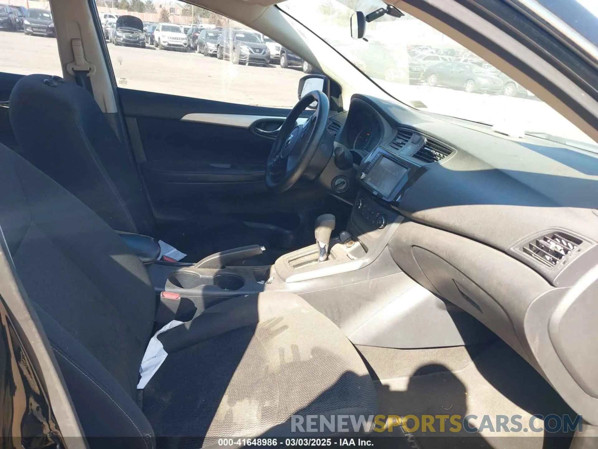 5 Photograph of a damaged car 3N1AB7AP1KY351868 NISSAN SENTRA 2019