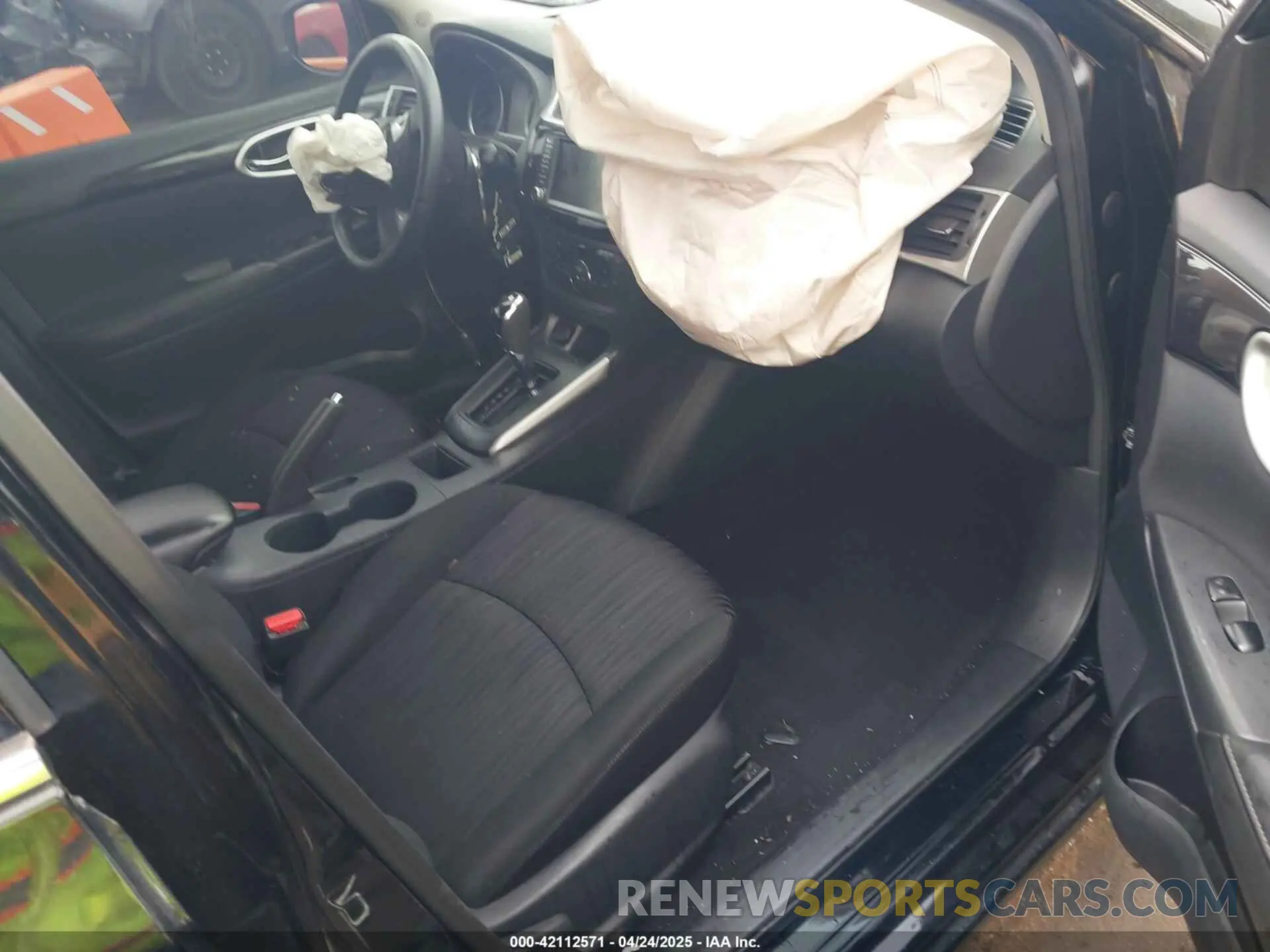 5 Фотография поврежденного автомобиля 3N1AB7AP1KY352664 NISSAN SENTRA 2019