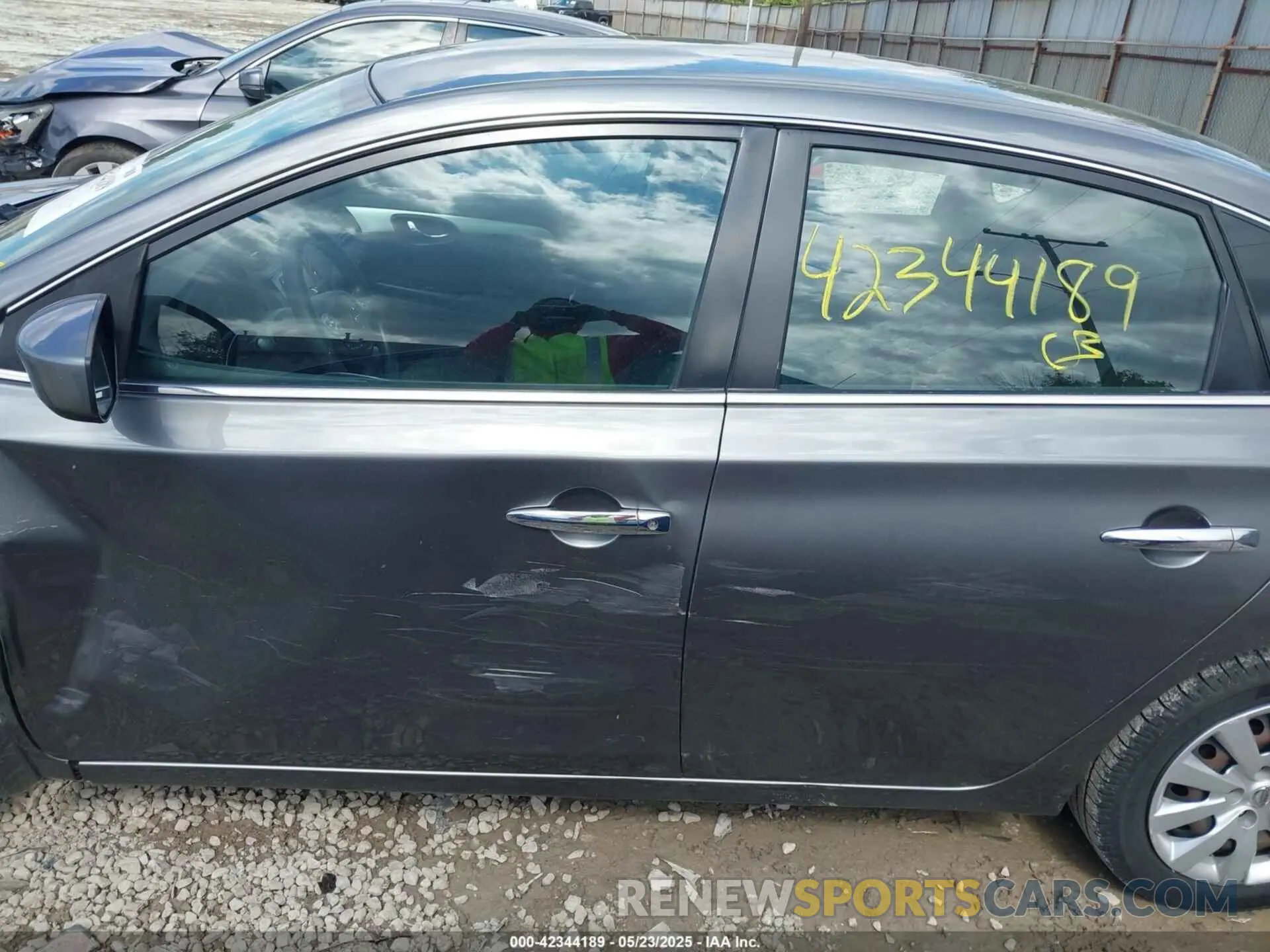 14 Photograph of a damaged car 3N1AB7AP1KY378228 NISSAN SENTRA 2019